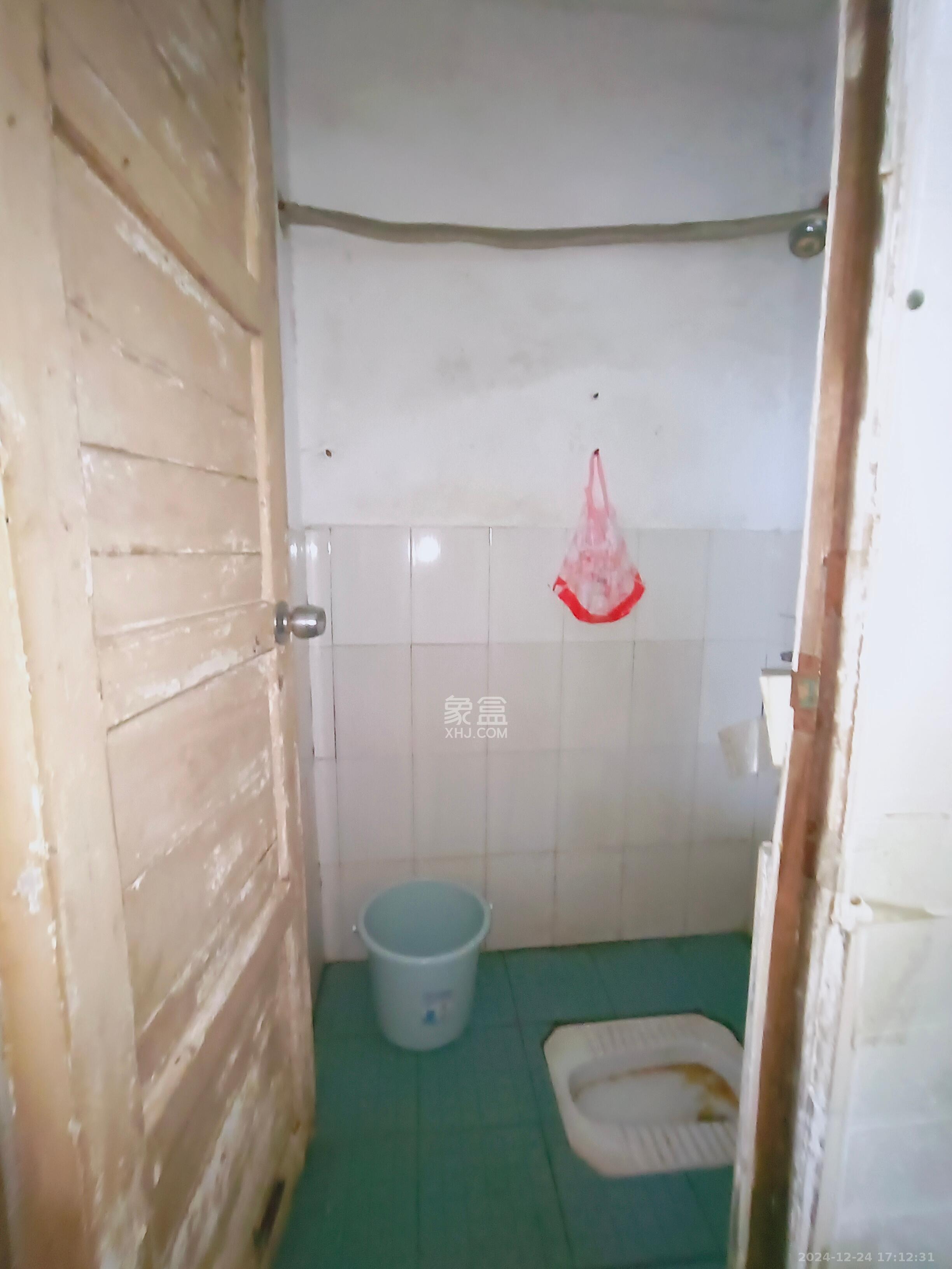 骆家坝小区 2室1厅1卫 1400.0元/月 骆家坝小区 2室1厅1卫 1400.0元/月室内图