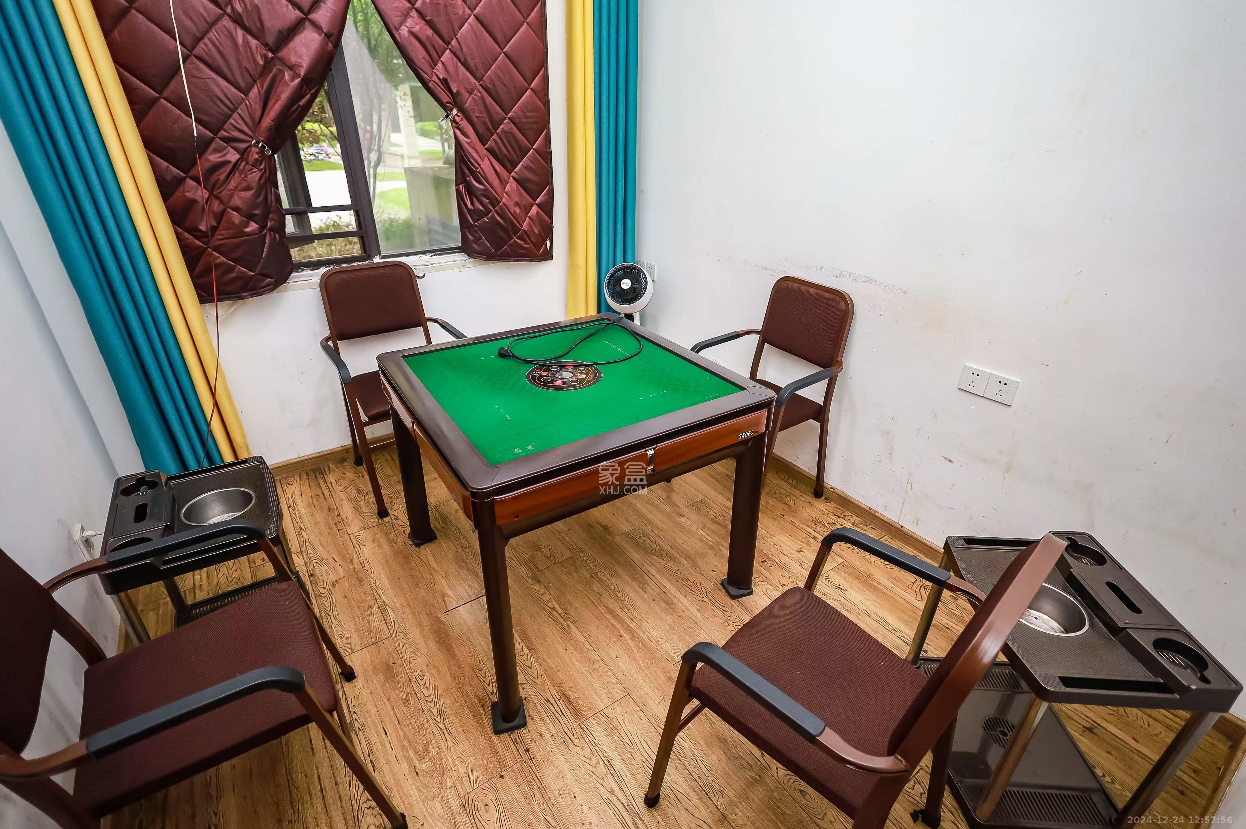 通号岭绣苑 4室2厅2卫 2480.0元/月 通号岭绣苑 4室2厅2卫 2480.0元/月室内图