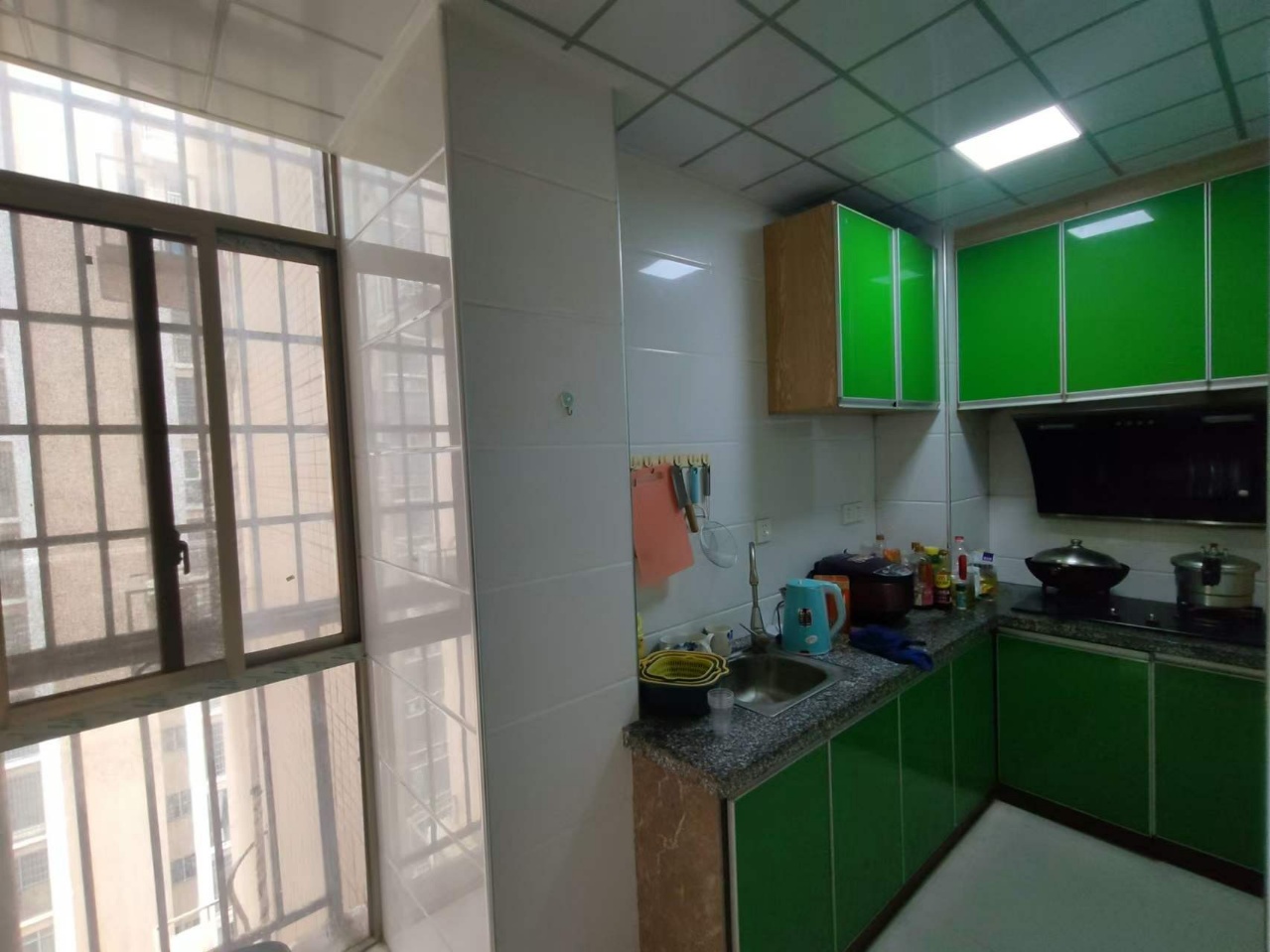 华湘贵府 1室1厅1卫 1000.0元/月 华湘贵府 1室1厅1卫 1000.0元/月室内图