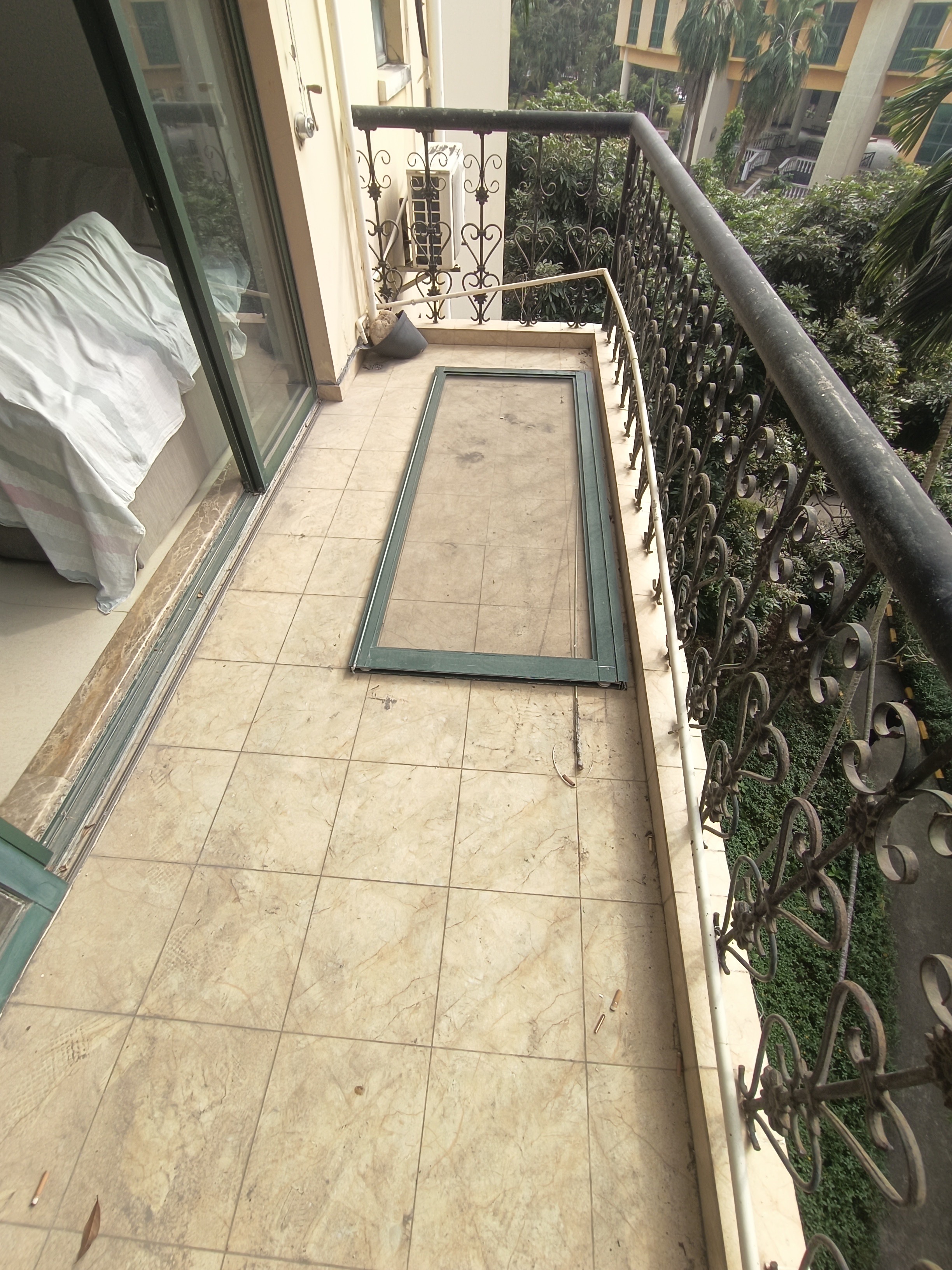 亚洲豪苑北区 2室2厅2卫 110.0万 亚洲豪苑北区 2室2厅2卫 110.0万客厅