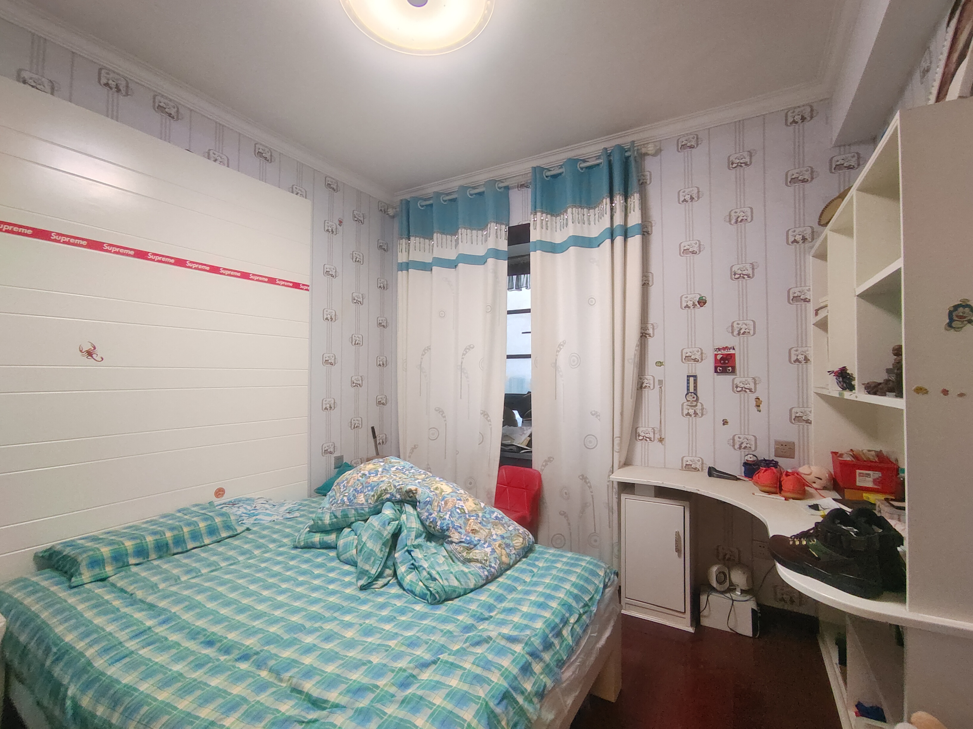 大同芙蓉 4室2厅2卫 99.8万 大同芙蓉 4室2厅2卫 99.8万客厅