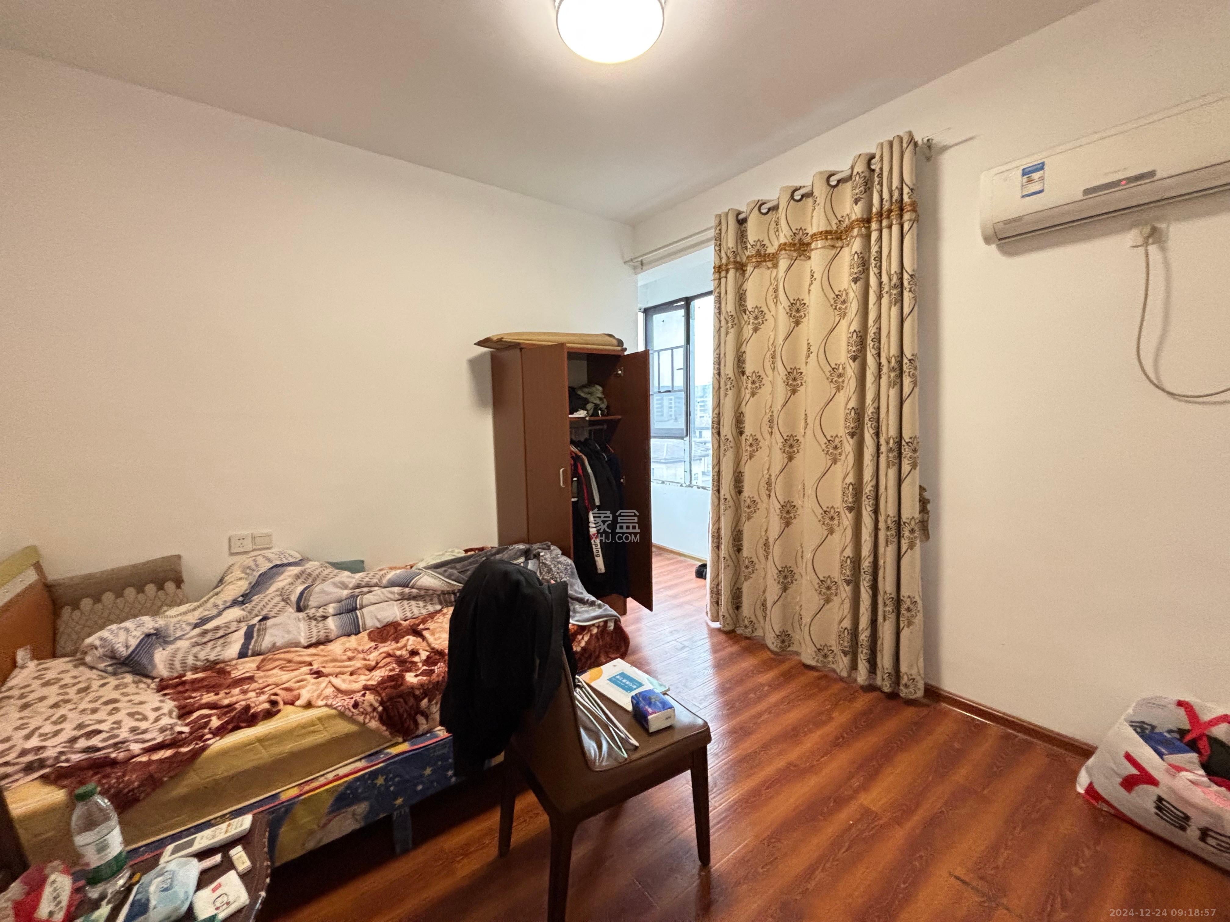 大唐印象一期云海湾 5室2厅2卫 3000.0元/月 大唐印象一期云海湾 5室2厅2卫 3000.0元/月室内图