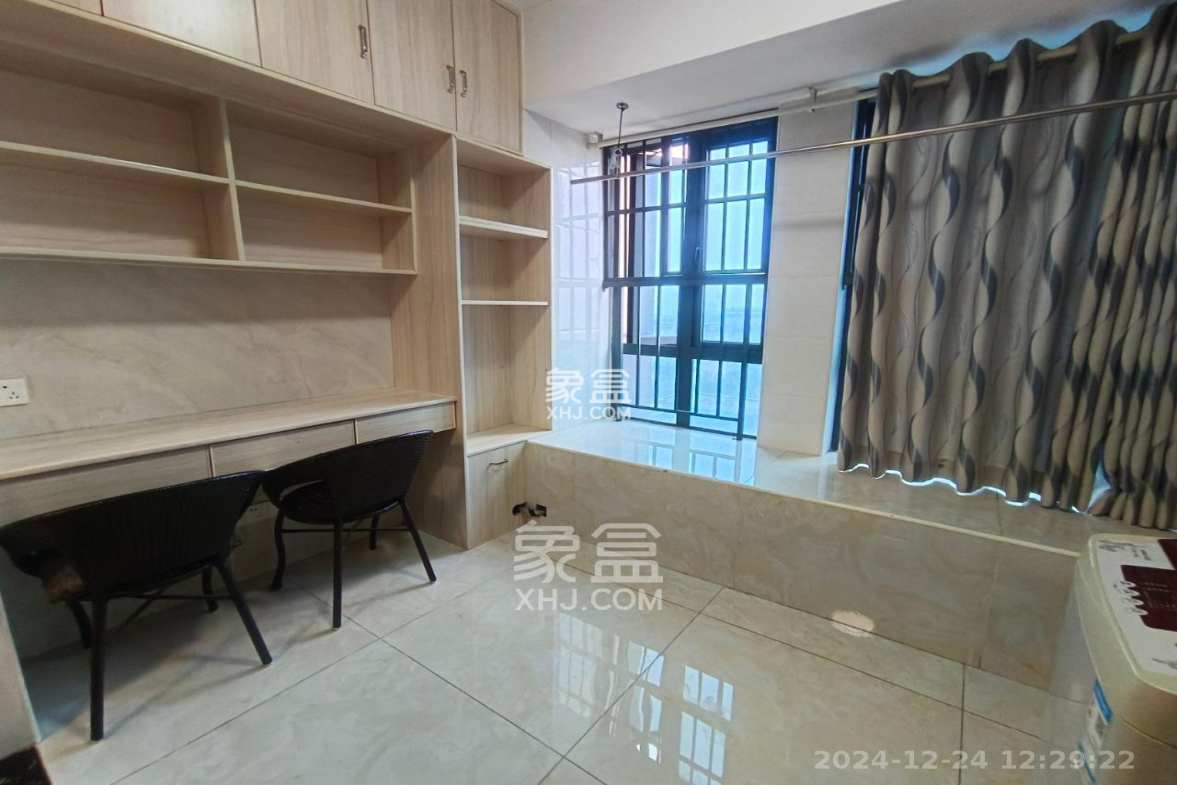 海德公园 1室1厅1卫 1300.0元/月 海德公园 1室1厅1卫 1300.0元/月室内图