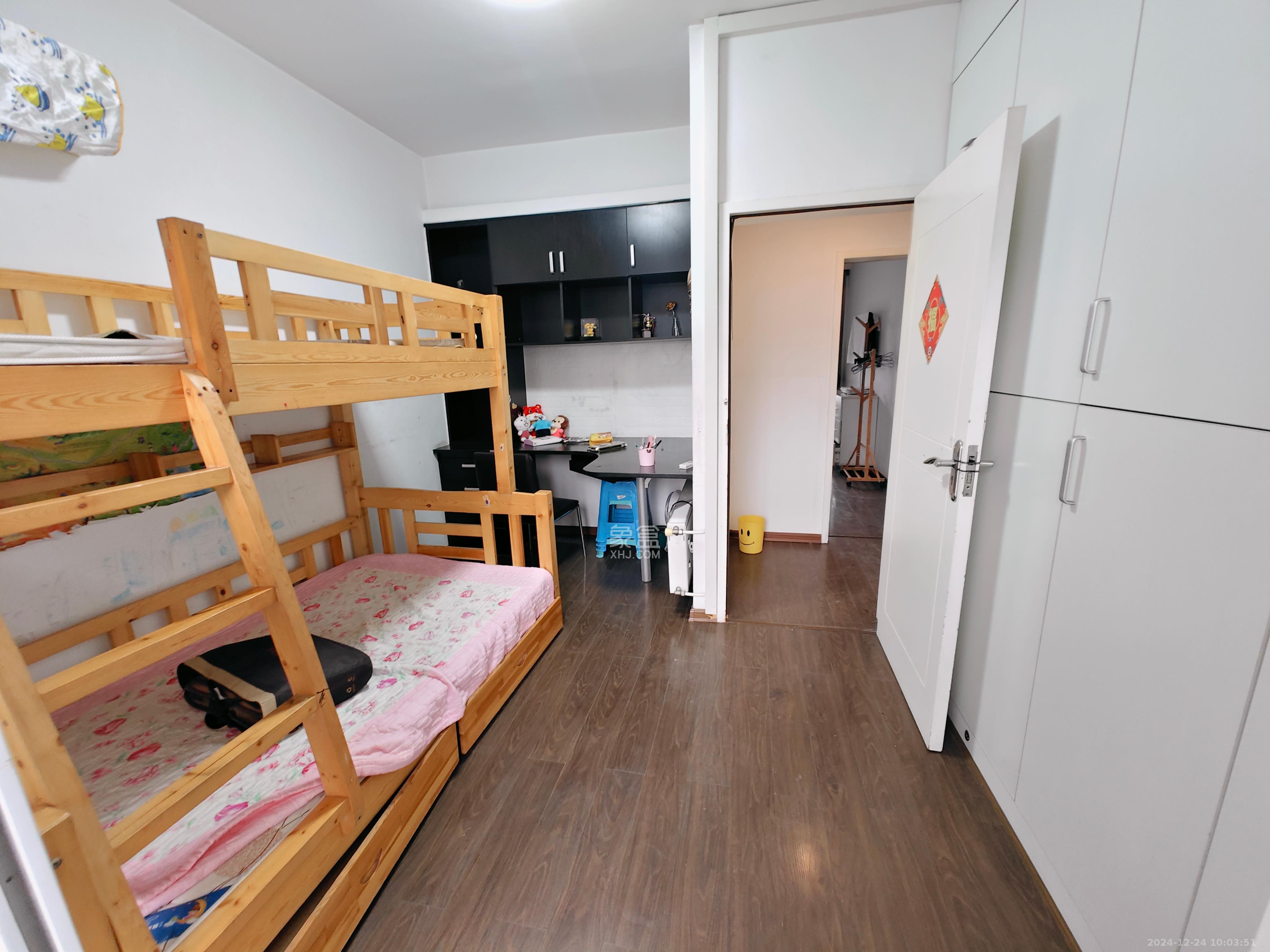 申奥美域  3室2厅2卫    2800.0元/月室内图