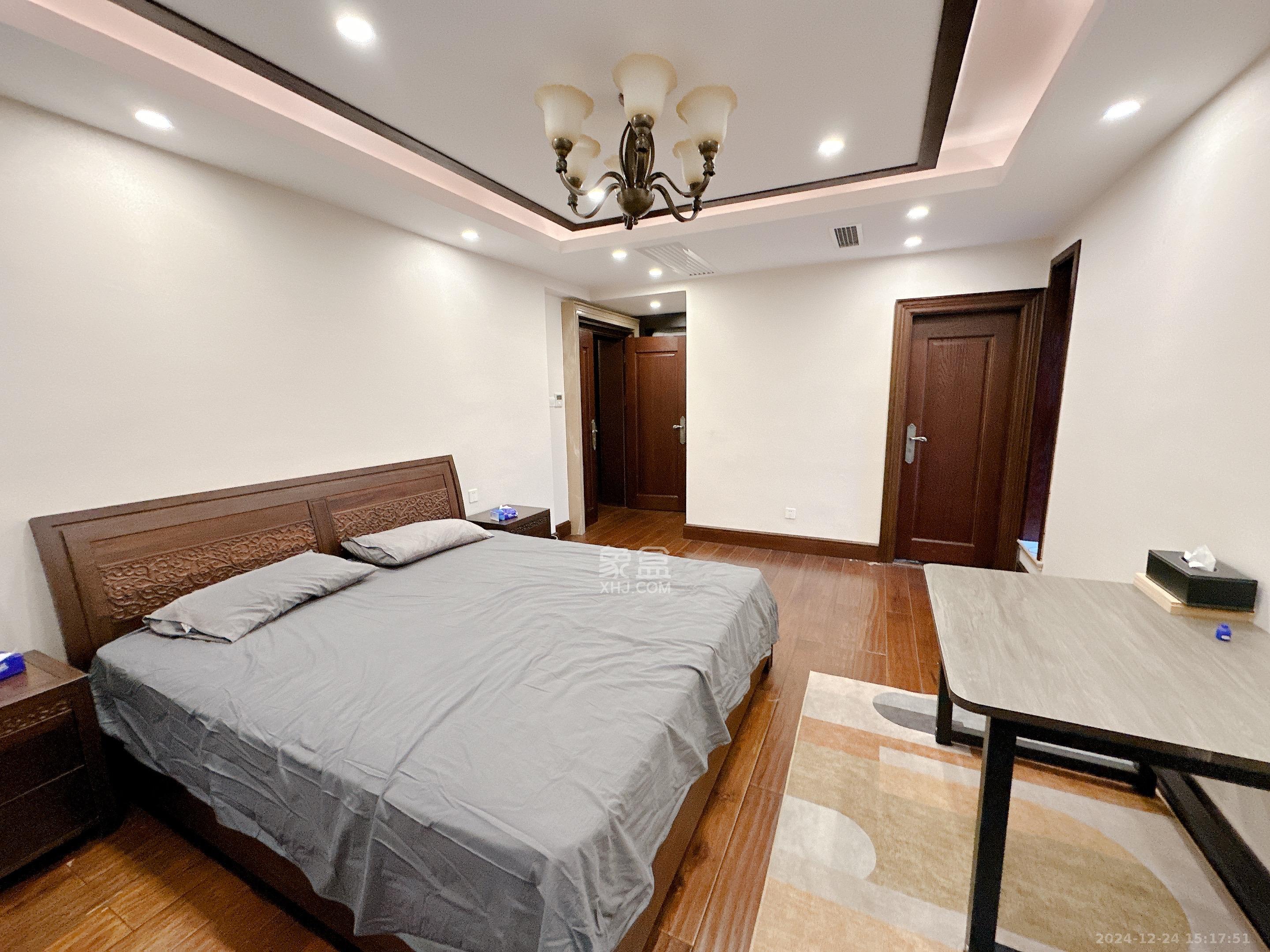 潮宗御苑 3室2厅2卫 26800.0元/月 潮宗御苑 3室2厅2卫 26800.0元/月室内图