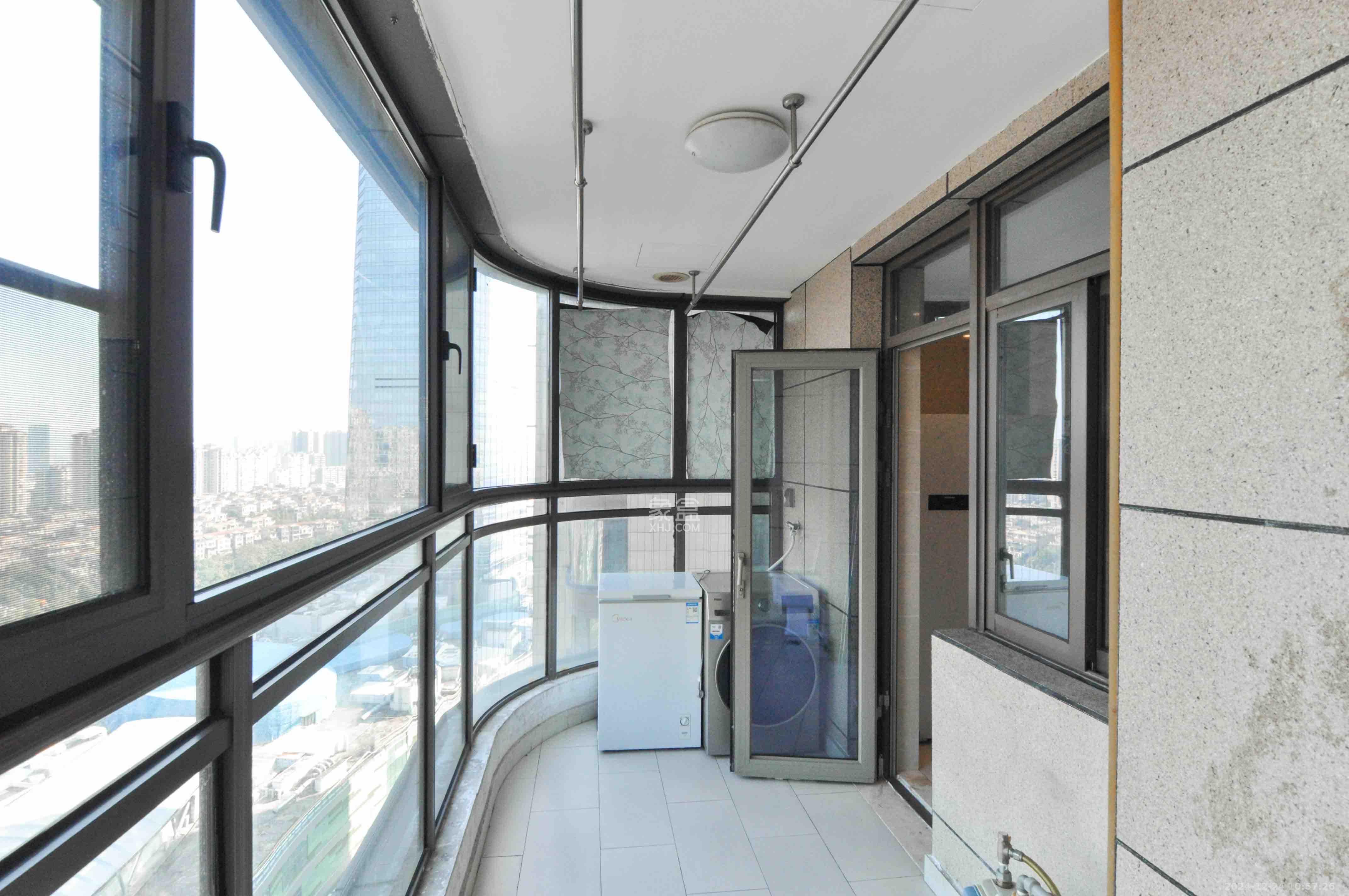 梅溪湖金茂府(金茂广场)(金茂览秀城) 5室2厅4卫 8800.0元/月 梅溪湖金茂府(金茂广场)(金茂览秀城) 5室2厅4卫 8800.0元/月室内图