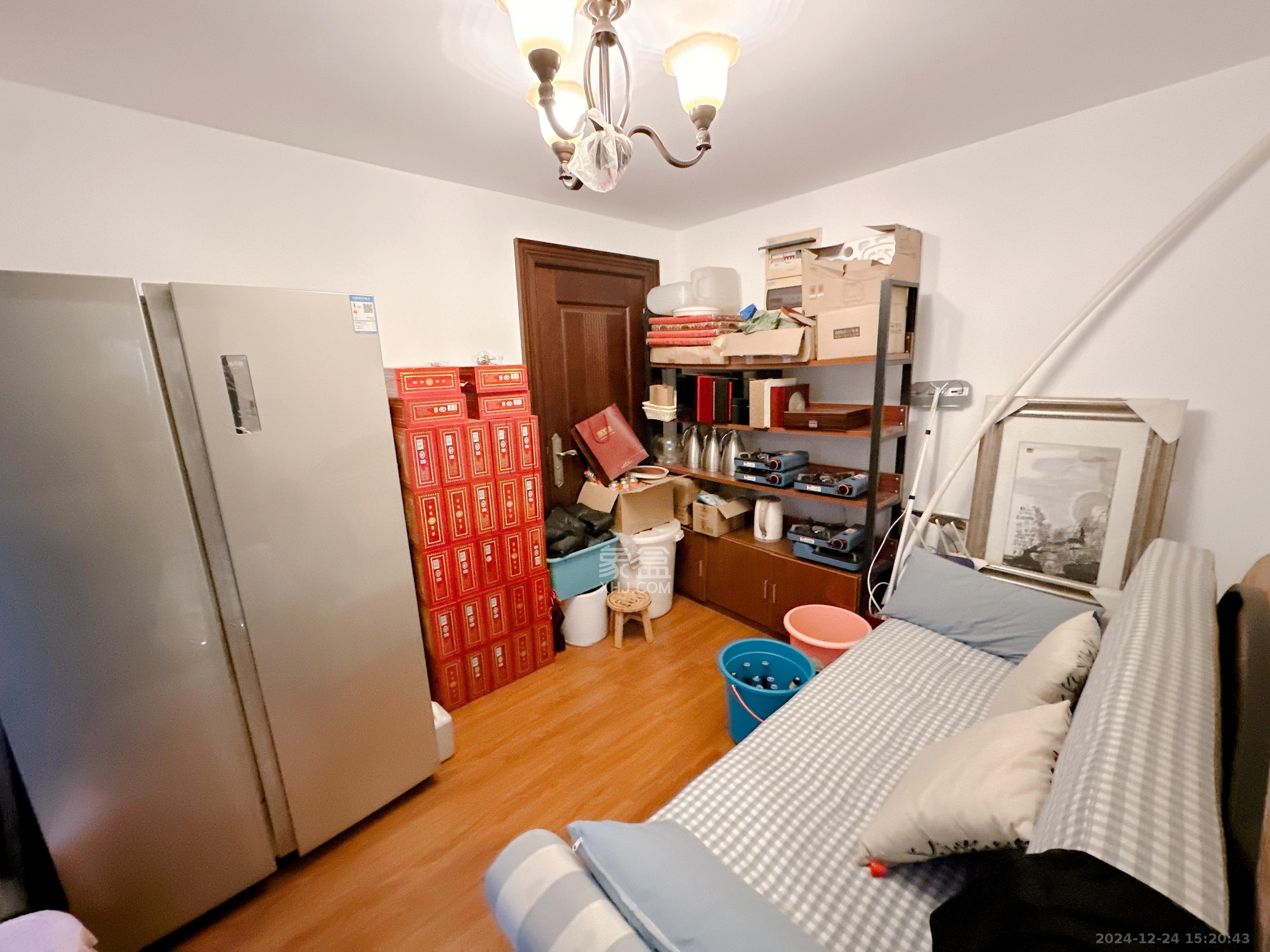 潮宗御苑 3室2厅2卫 26800.0元/月 潮宗御苑 3室2厅2卫 26800.0元/月室内图