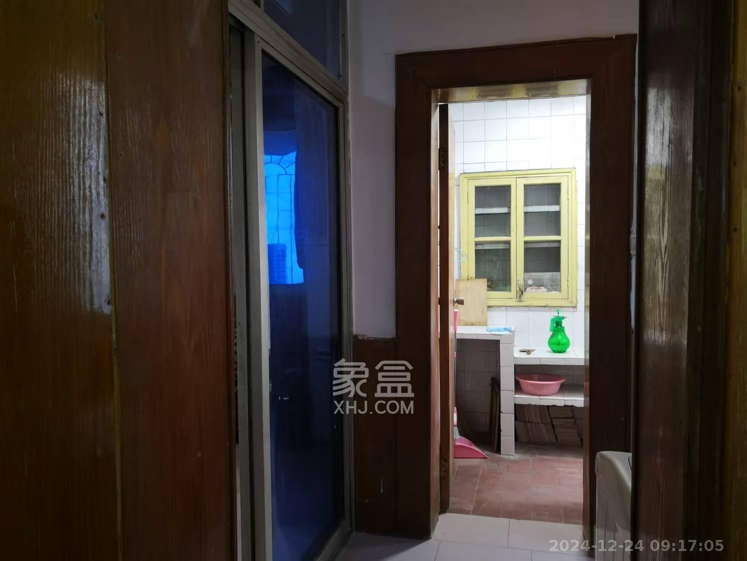 杨家山卫生局宿舍  2室1厅1卫   1400.00元/月室内图