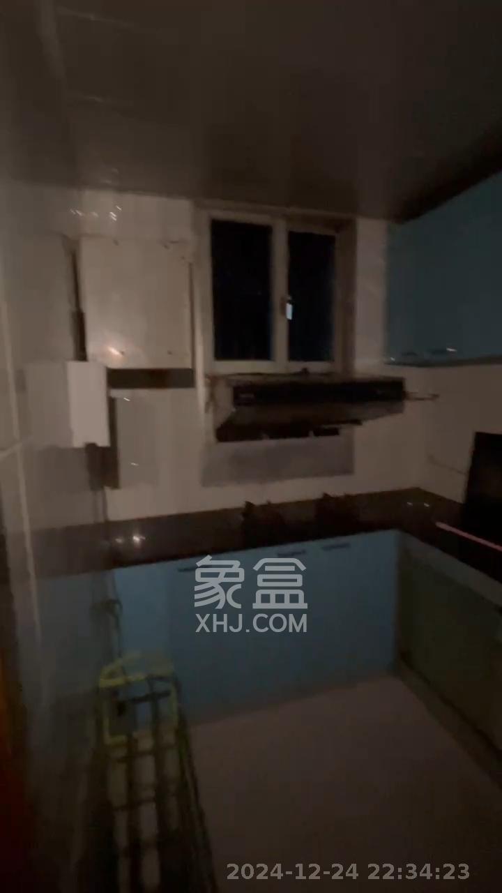 椰林公寓 5室1厅2卫 3500.0元/月 椰林公寓 5室1厅2卫 3500.0元/月室内图