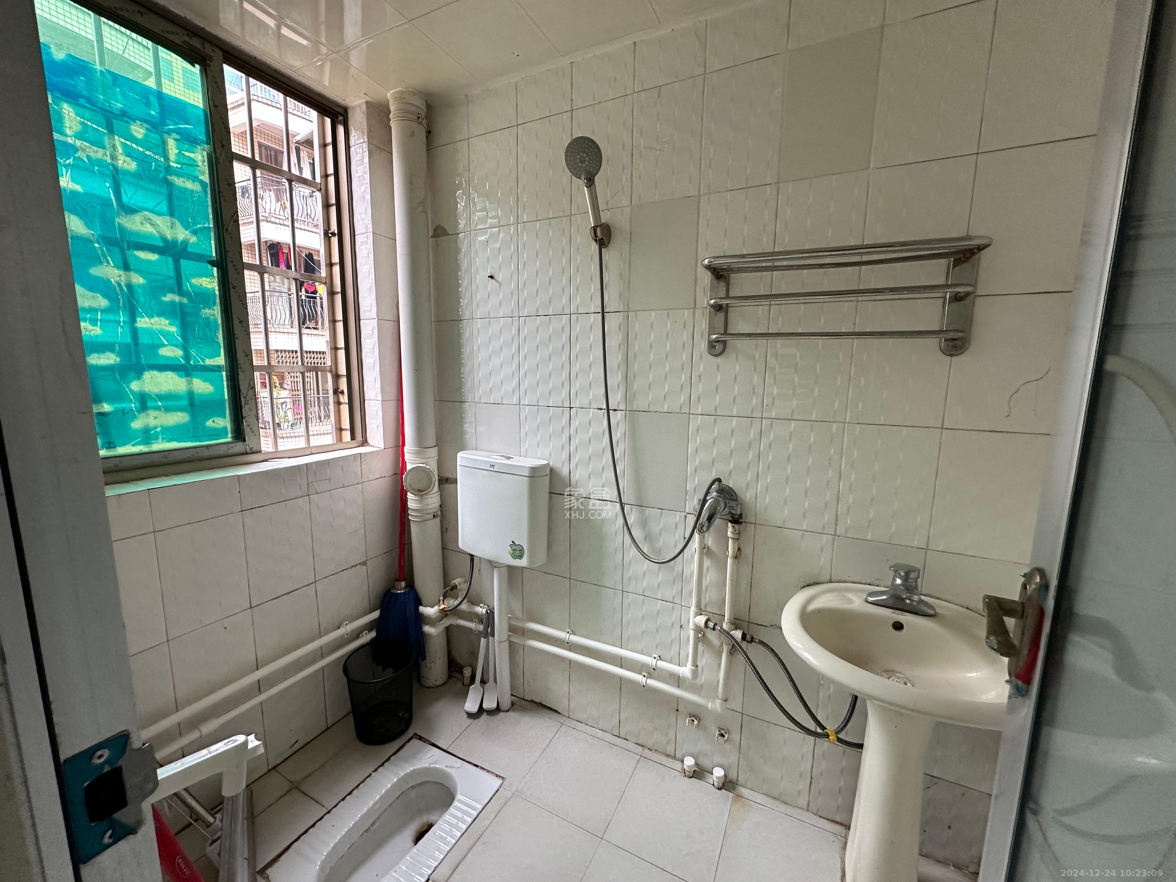 高升小区 2室1厅1卫 1400.0元/月 高升小区 2室1厅1卫 1400.0元/月室内图