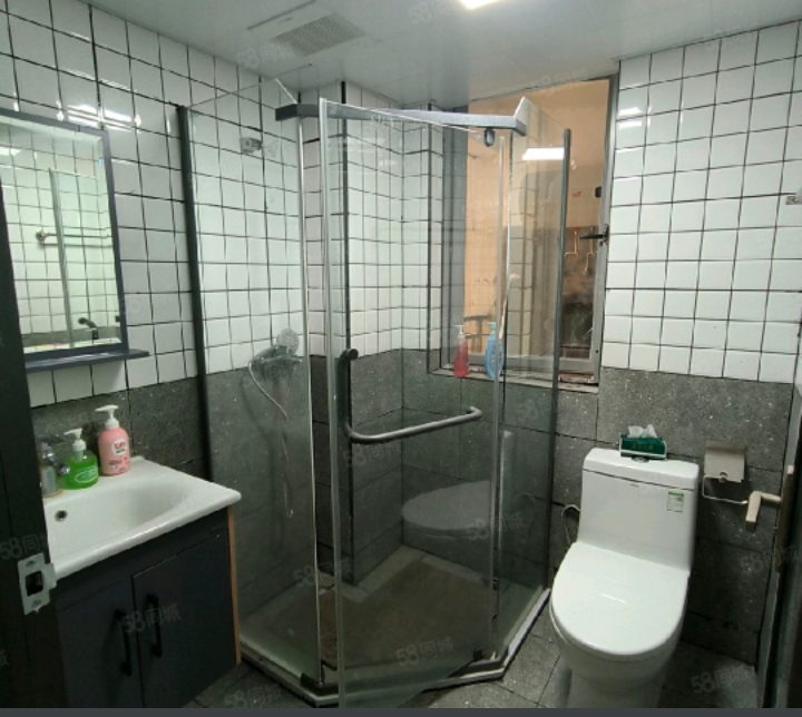 恒大绿洲 1室0厅0卫 1100.0元/月 恒大绿洲 1室0厅0卫 1100.0元/月室内图