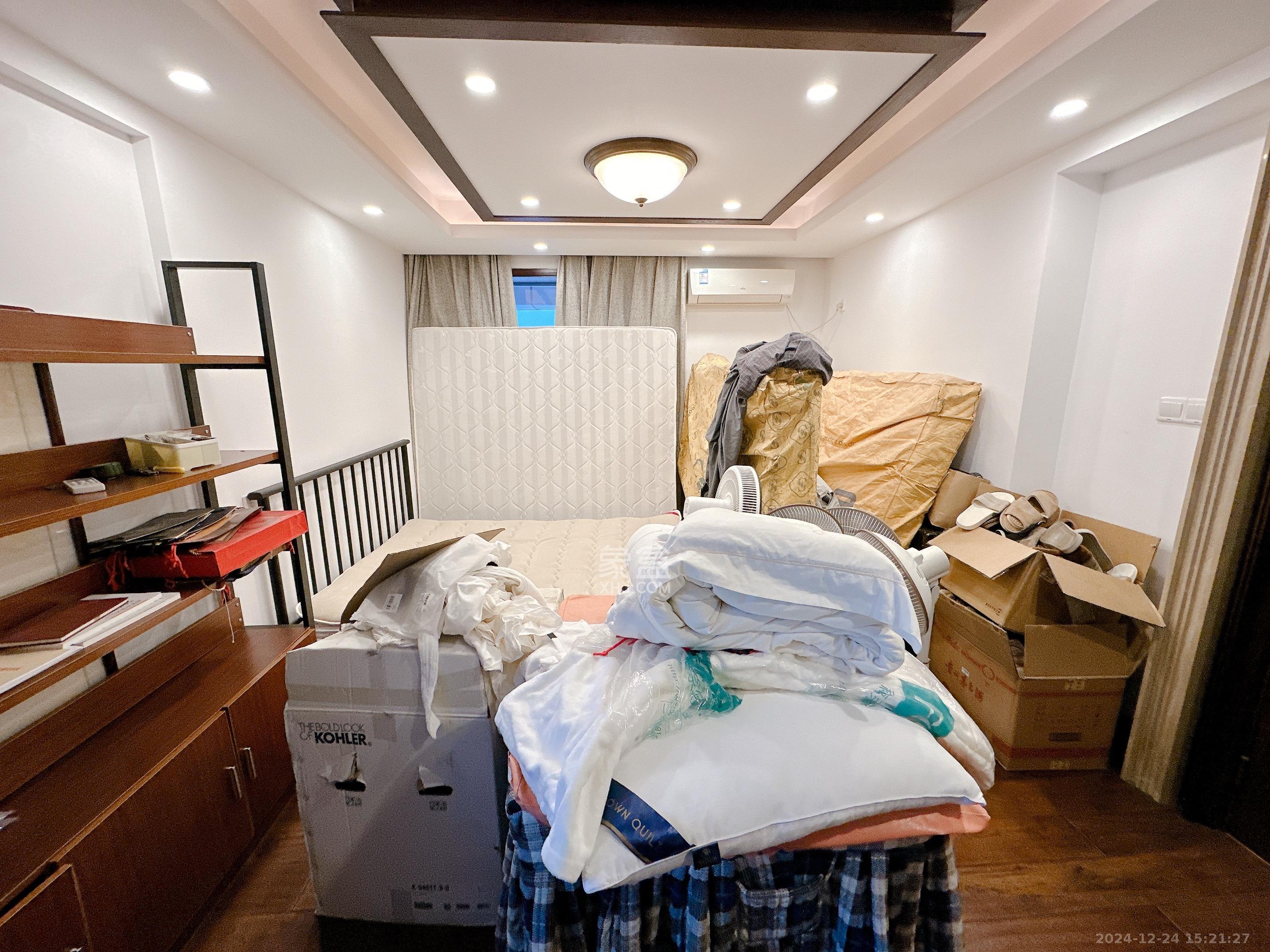 潮宗御苑 3室2厅2卫 26800.0元/月 潮宗御苑 3室2厅2卫 26800.0元/月室内图