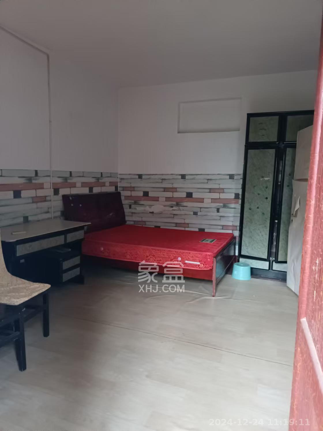 宝塔山粮食仓库单位房 1室1厅1卫 1100.0元/月 宝塔山粮食仓库单位房 1室1厅1卫 1100.0元/月室内图