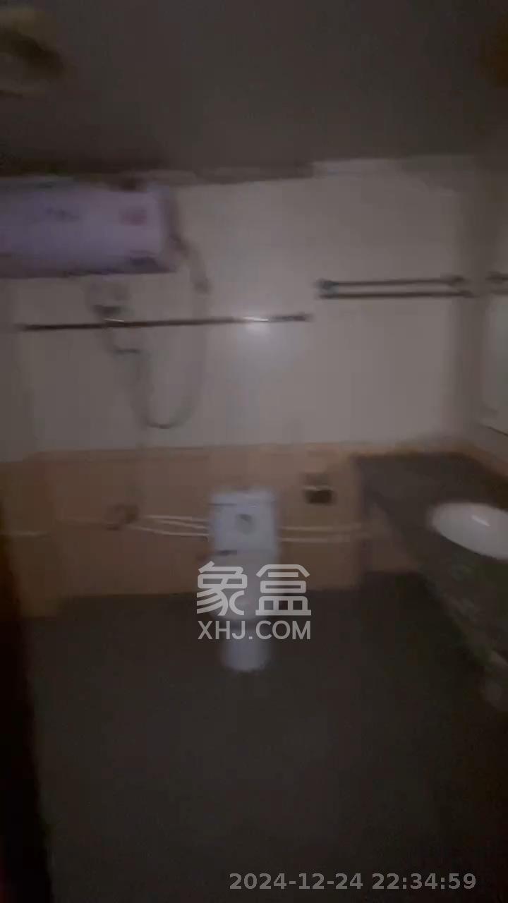 椰林公寓 5室1厅2卫 3500.0元/月 椰林公寓 5室1厅2卫 3500.0元/月室内图