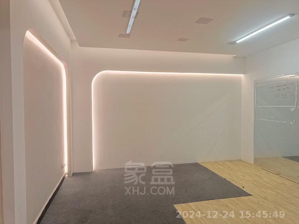 时尚新天地(平和堂) 1室1厅1卫 2400.0元/月 时尚新天地(平和堂) 1室1厅1卫 2400.0元/月室内图