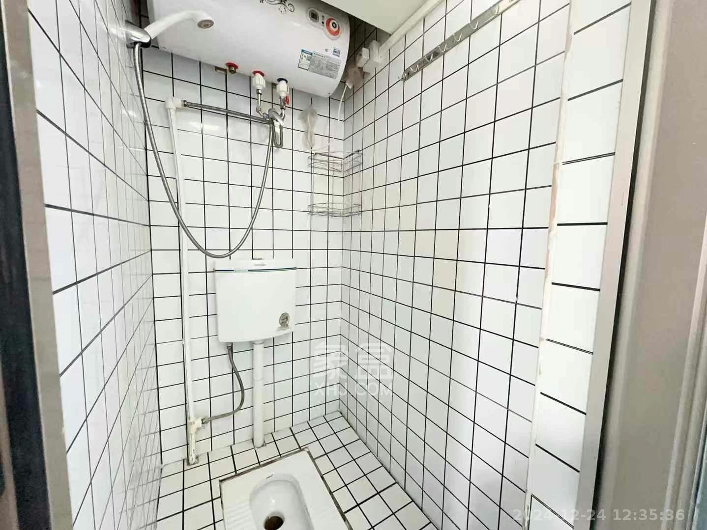 碧云天 1室2厅1卫 1780.0元/月 碧云天 1室2厅1卫 1780.0元/月室内图