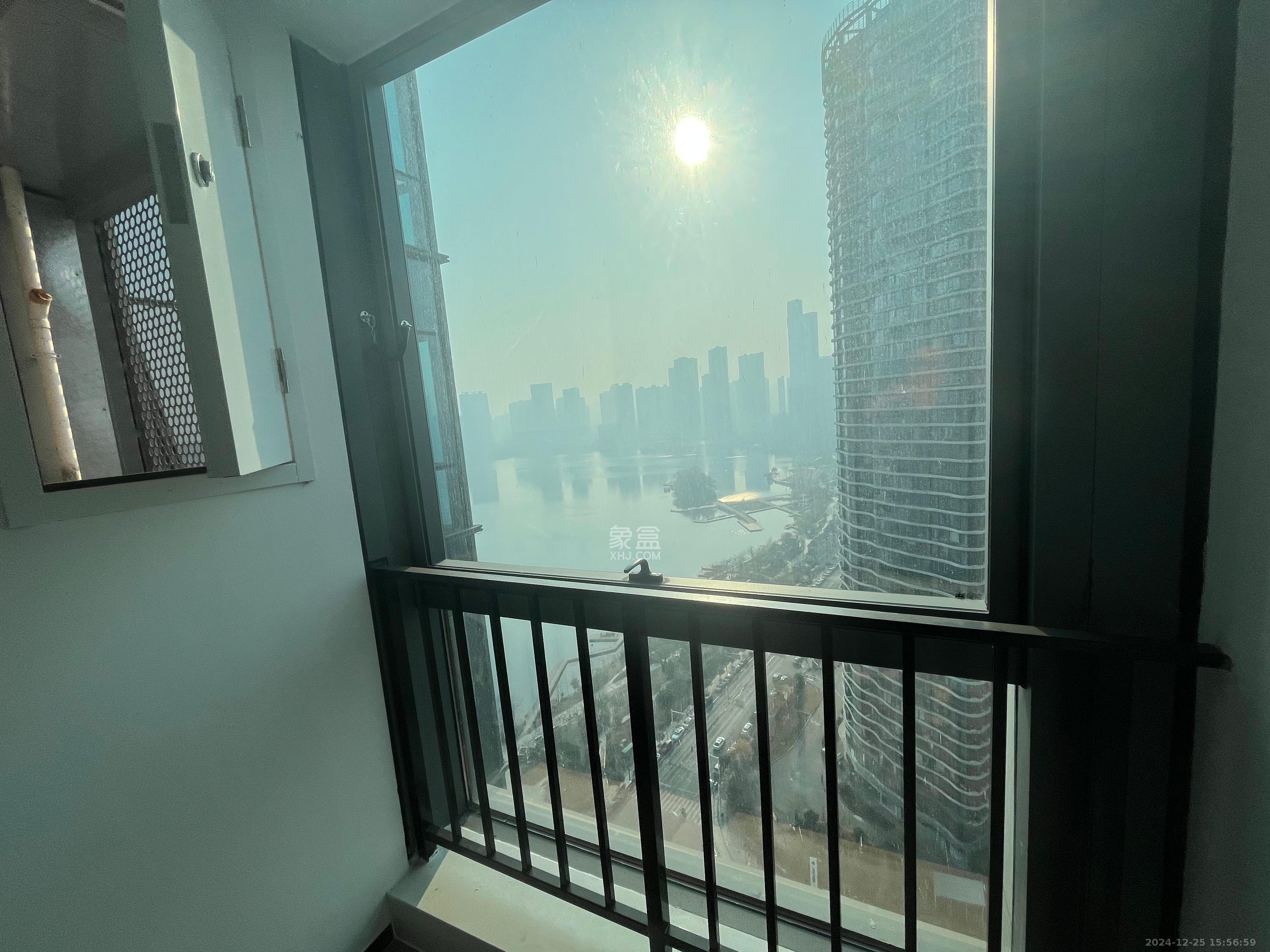 中建宝铂公馆  1室1厅1卫    2800.0元/月室内图