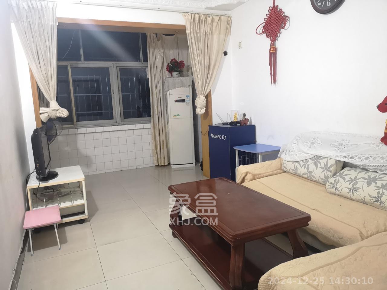 德雅路(邮电村)散盘 3室2厅1卫 1600.0元/月 德雅路(邮电村)散盘 3室2厅1卫 1600.0元/月室内图