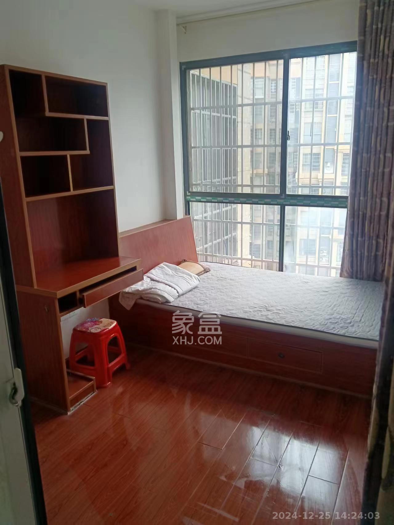 光明城市(星辰青年城) 4室2厅1卫 2100.0元/月 光明城市(星辰青年城) 4室2厅1卫 2100.0元/月室内图