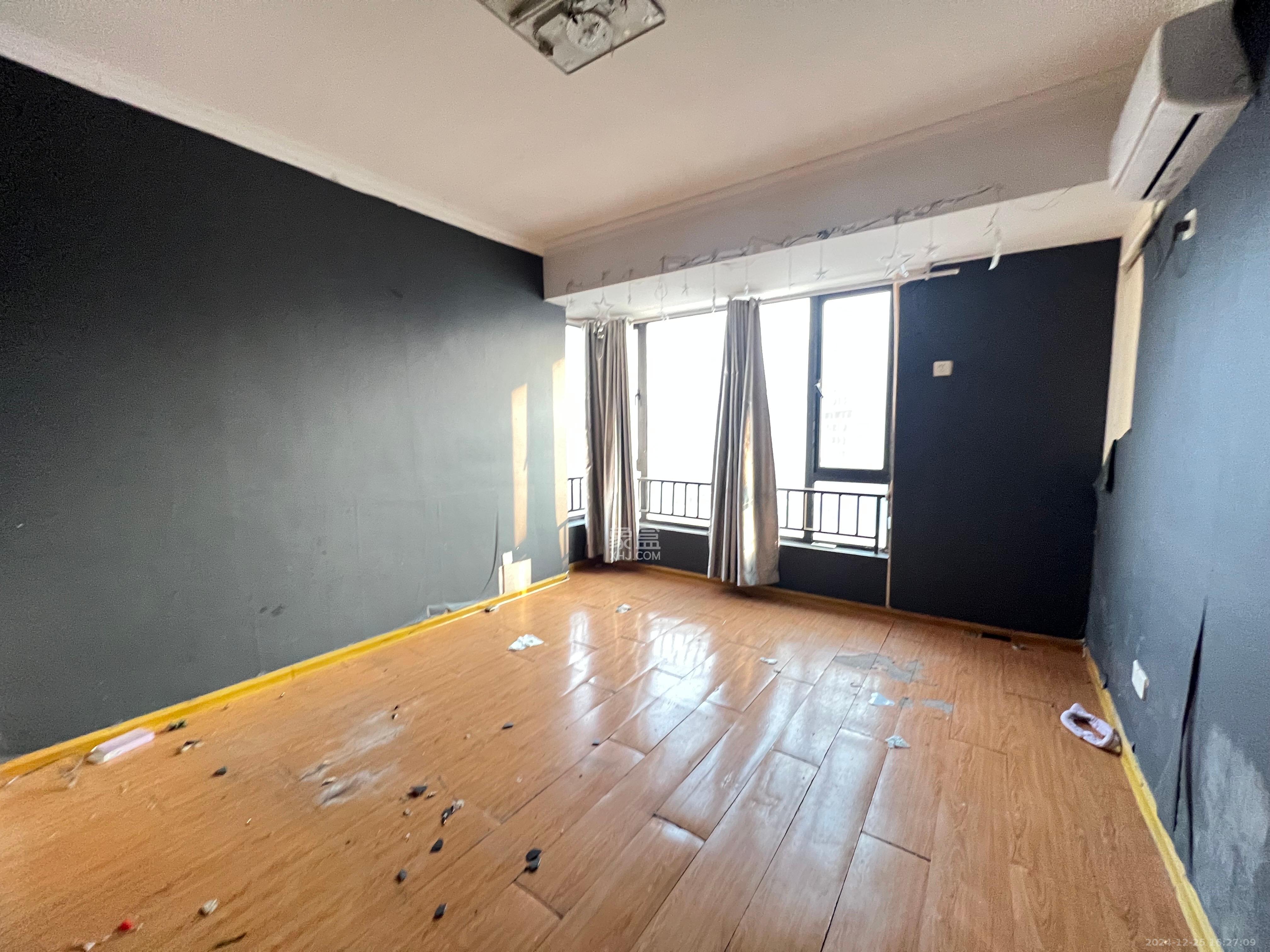 中一九骏（枫桥苑）  3室2厅2卫   1600.00元/月室内图