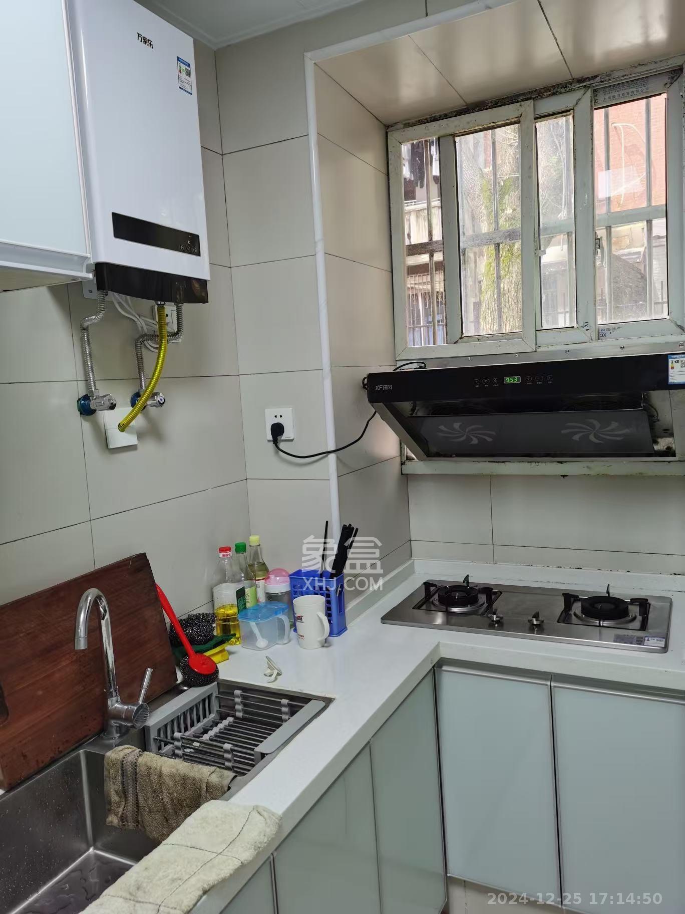 矿山研究院 1室1厅1卫 2000.0元/月 矿山研究院 1室1厅1卫 2000.0元/月室内图