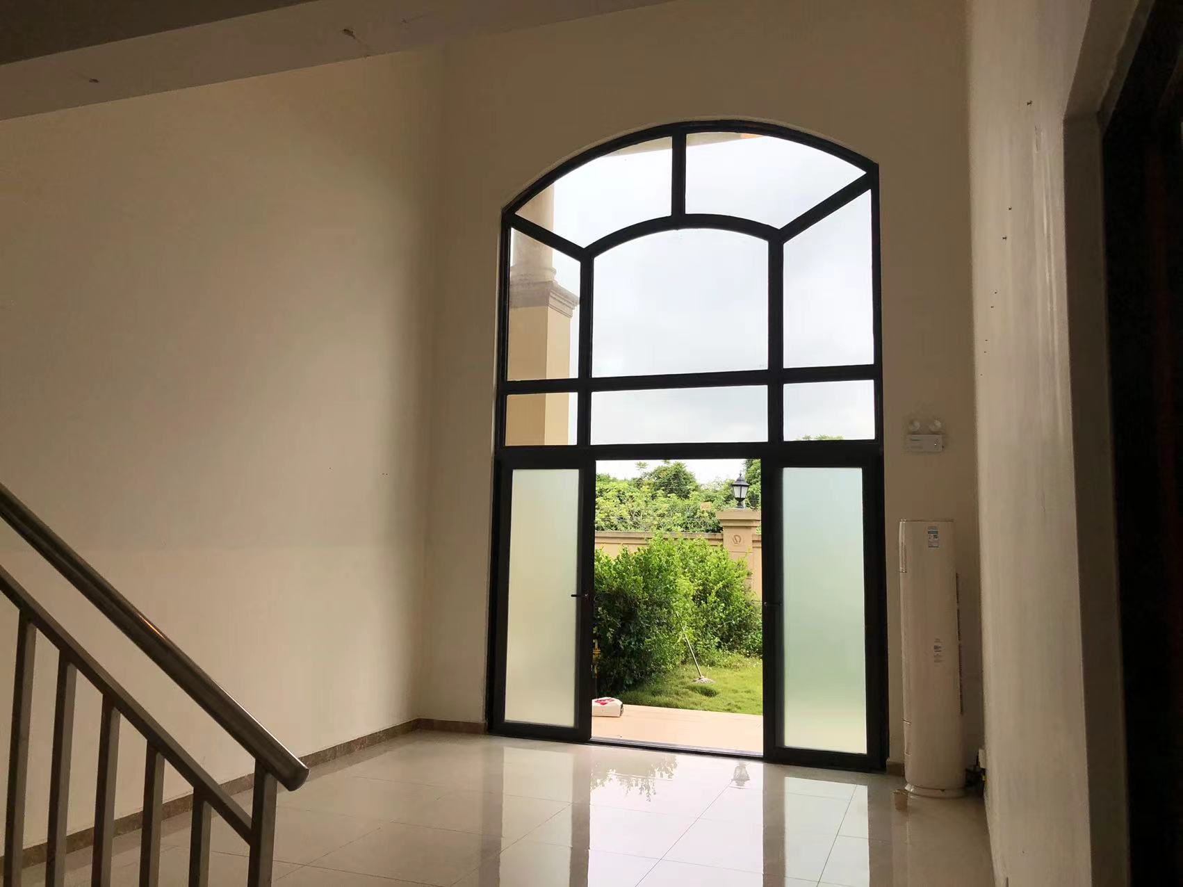 恒大悦龙府 5室3厅3卫 9000.0元/月 恒大悦龙府 5室3厅3卫 9000.0元/月室内图