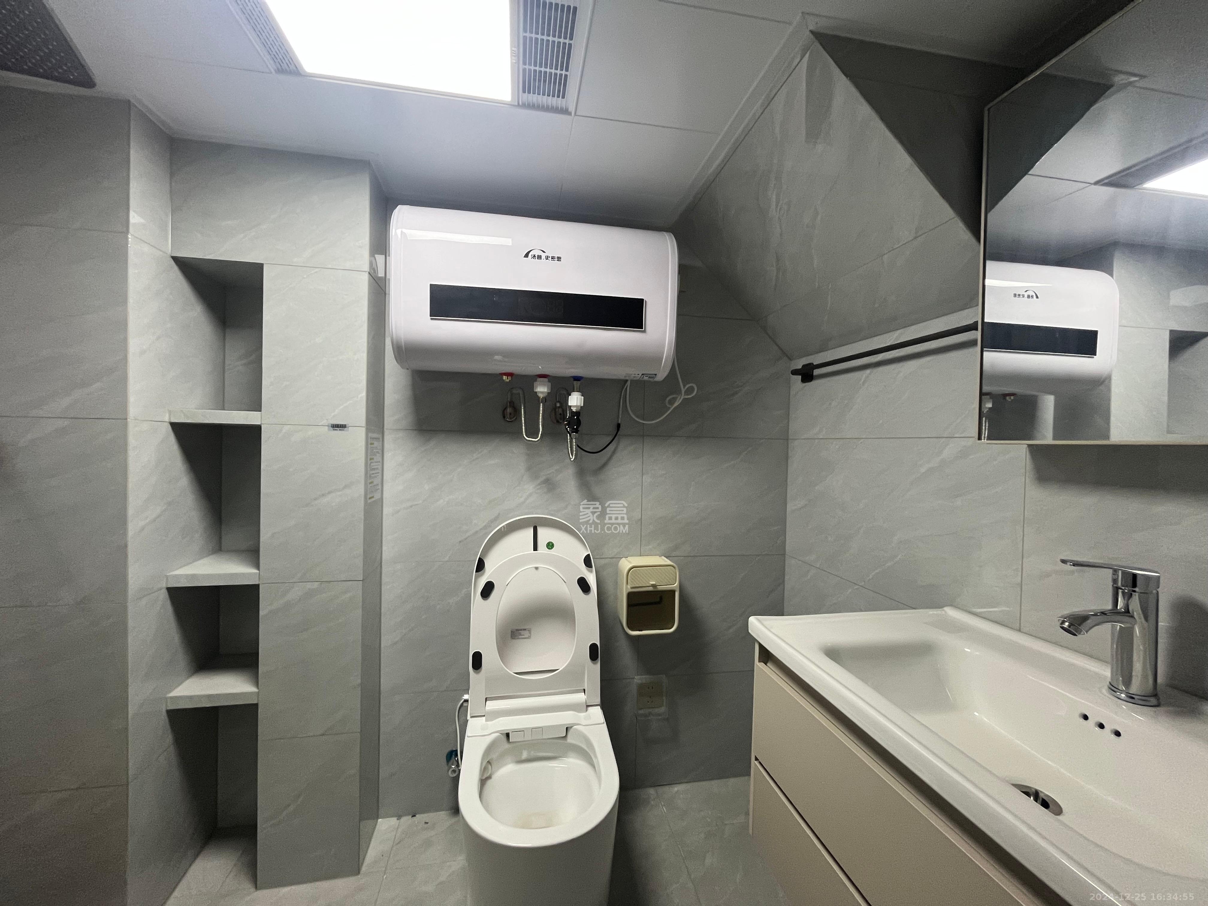 中交广场公寓 2室1厅1卫 2600.0元/月 中交广场公寓 2室1厅1卫 2600.0元/月室内图