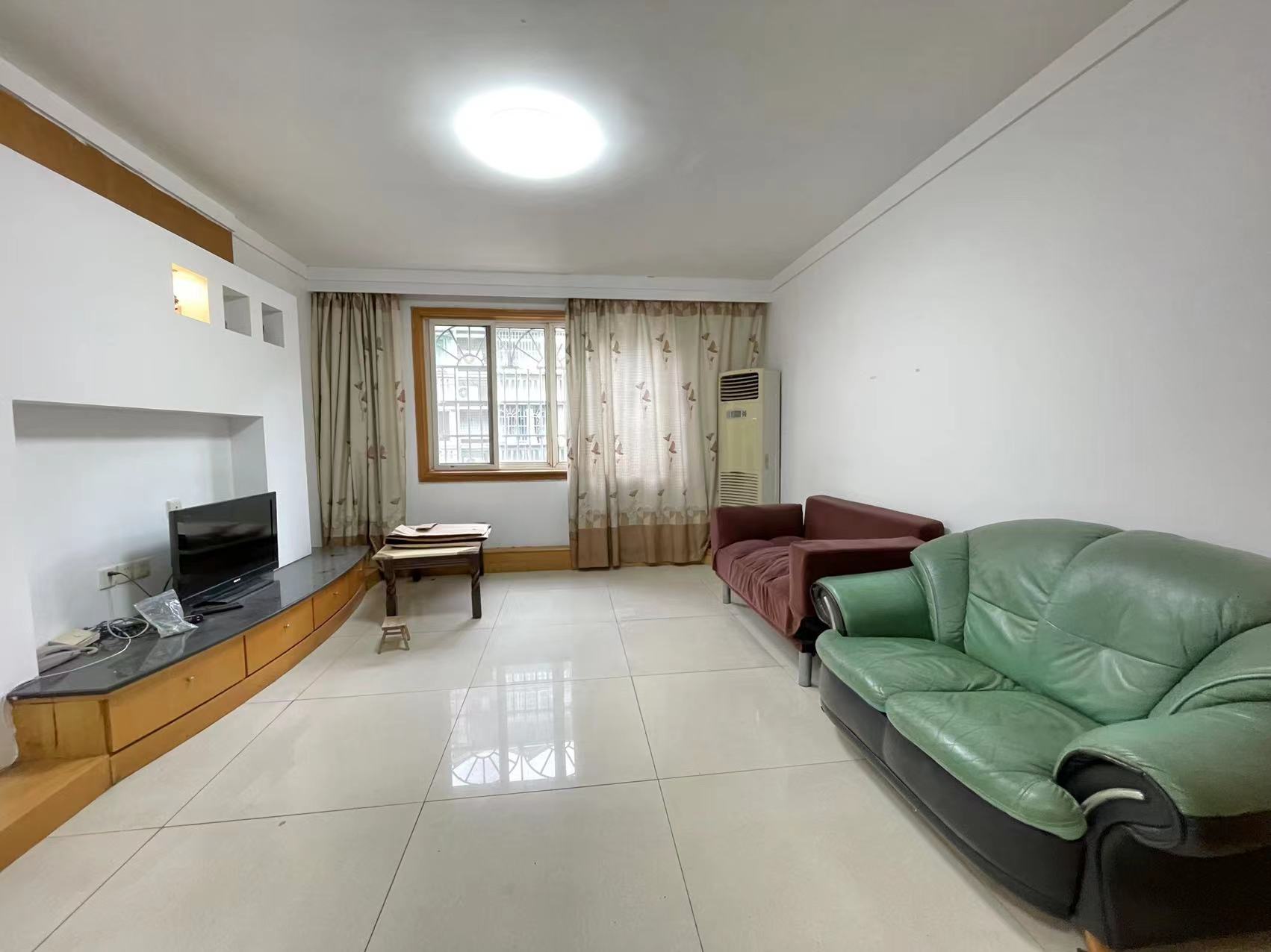 德政园 2室1厅1卫 2000.0元/月 德政园 2室1厅1卫 2000.0元/月室内图