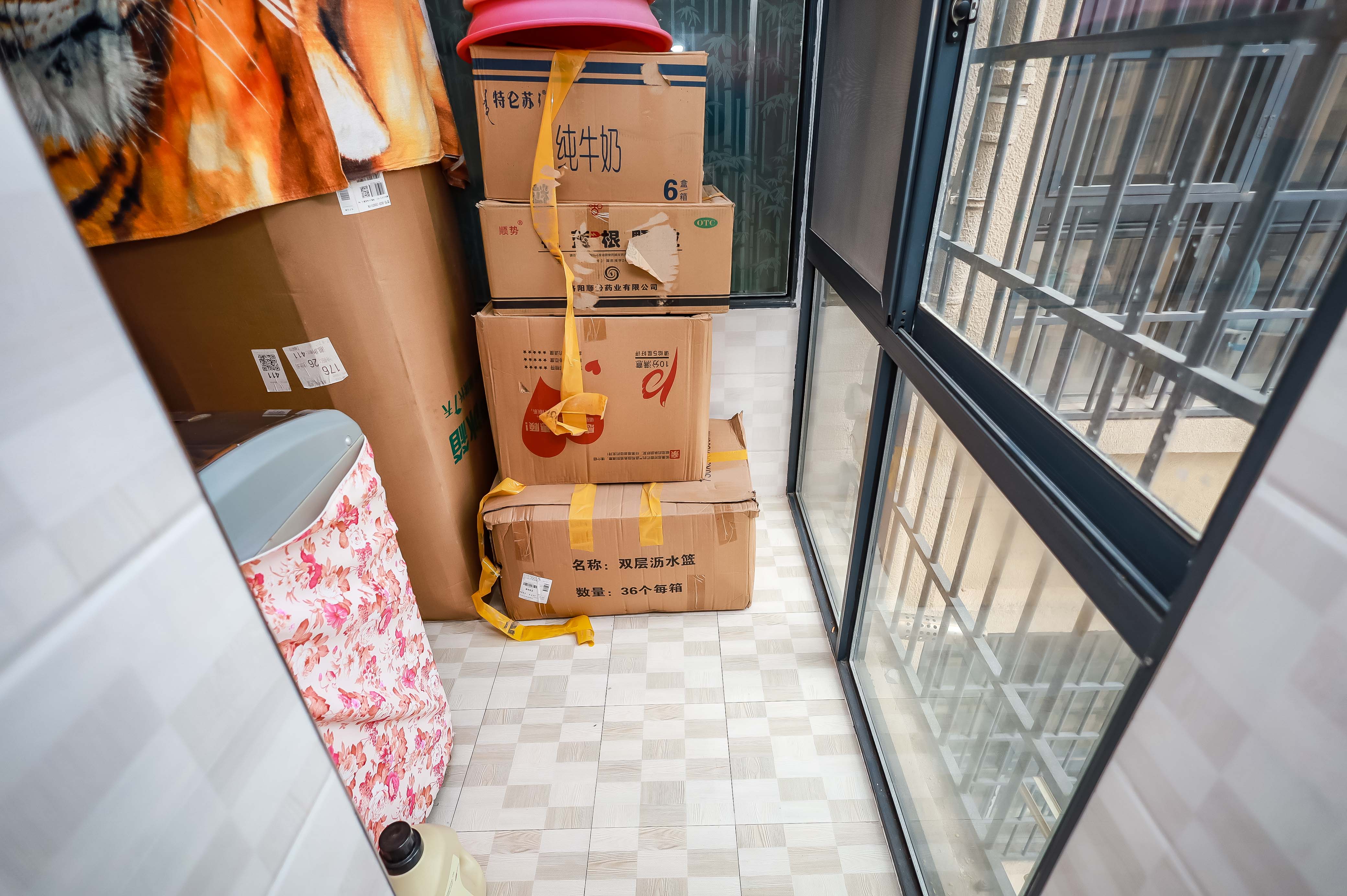 天麓尚层  2室2厅1卫   55.00万阳台