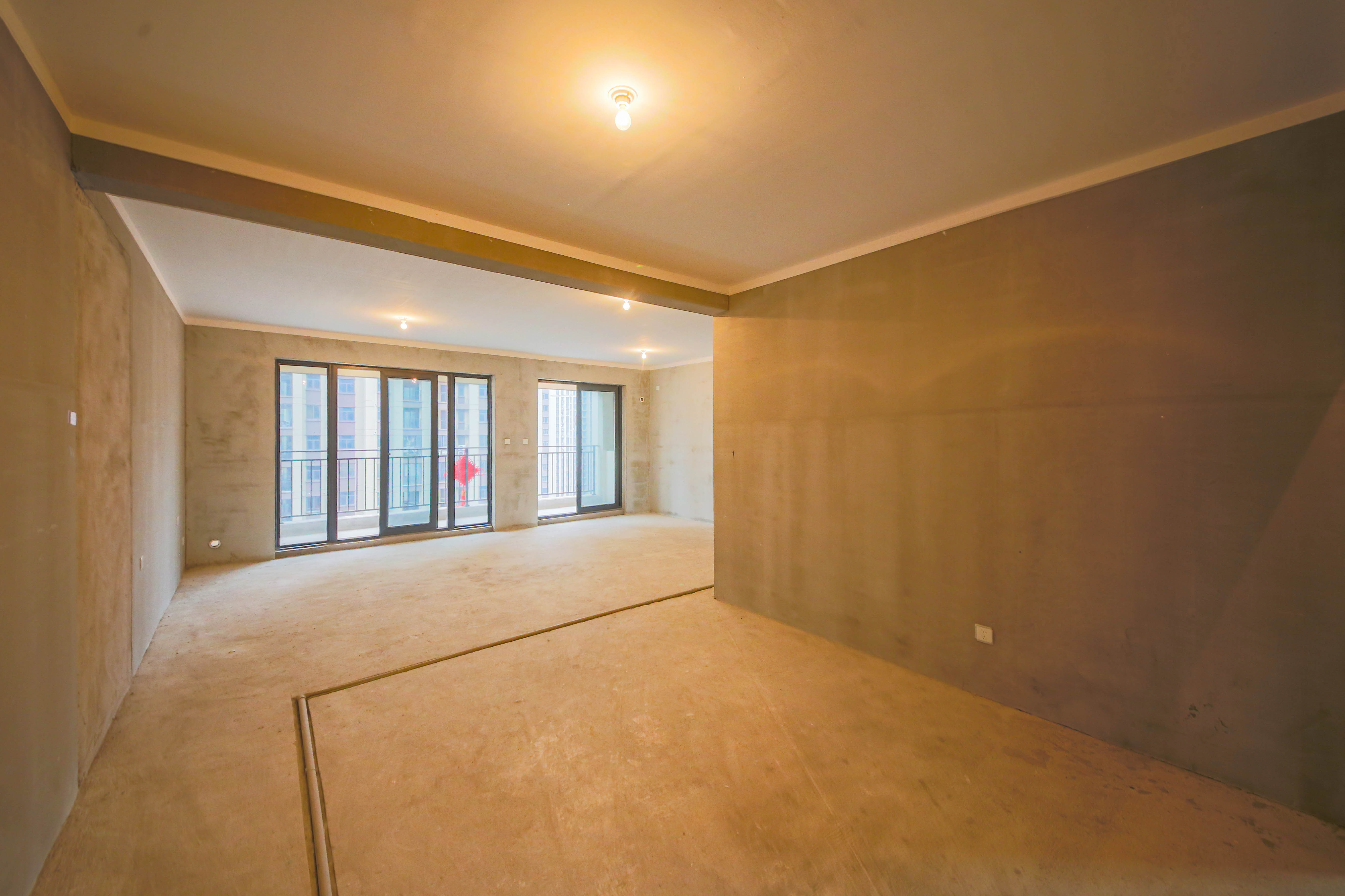 中建钰和城  4室2厅2卫   232.00万客厅