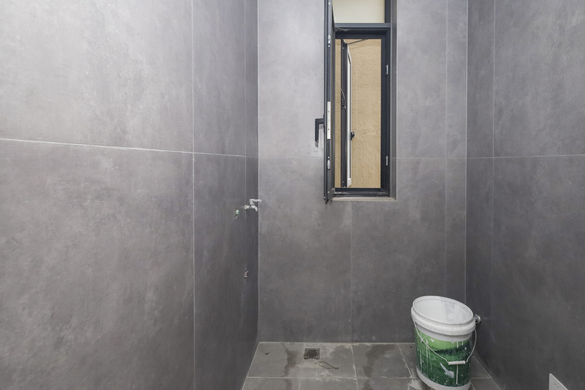 金辉优步湖畔 4室2厅2卫 218.0万 金辉优步湖畔 4室2厅2卫 218.0万其他