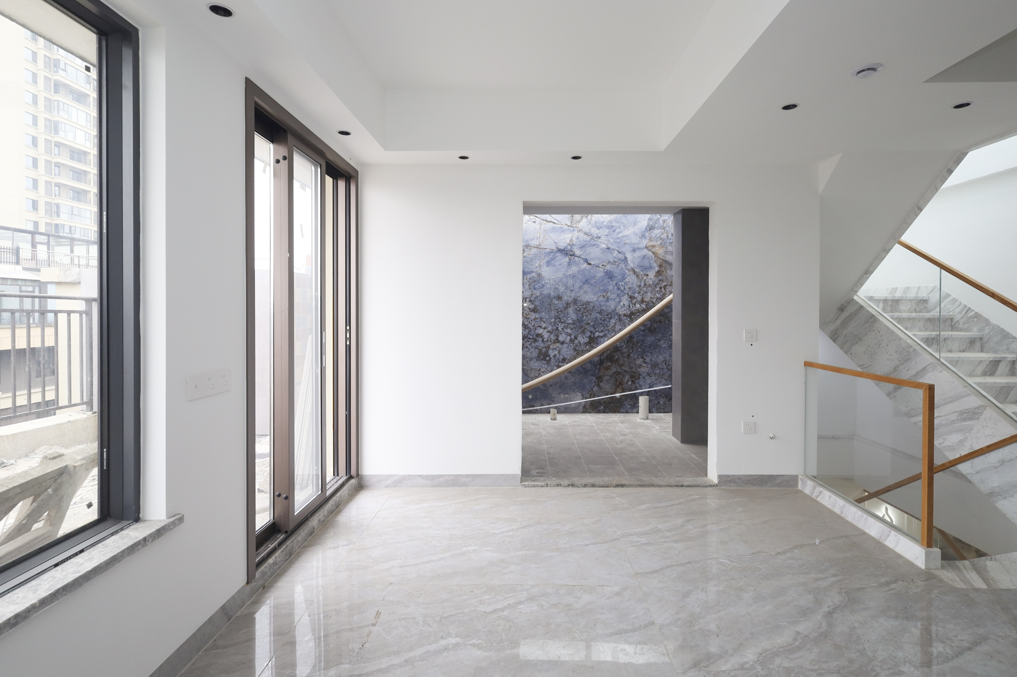 金辉优步湖畔 4室2厅2卫 218.0万 金辉优步湖畔 4室2厅2卫 218.0万其他