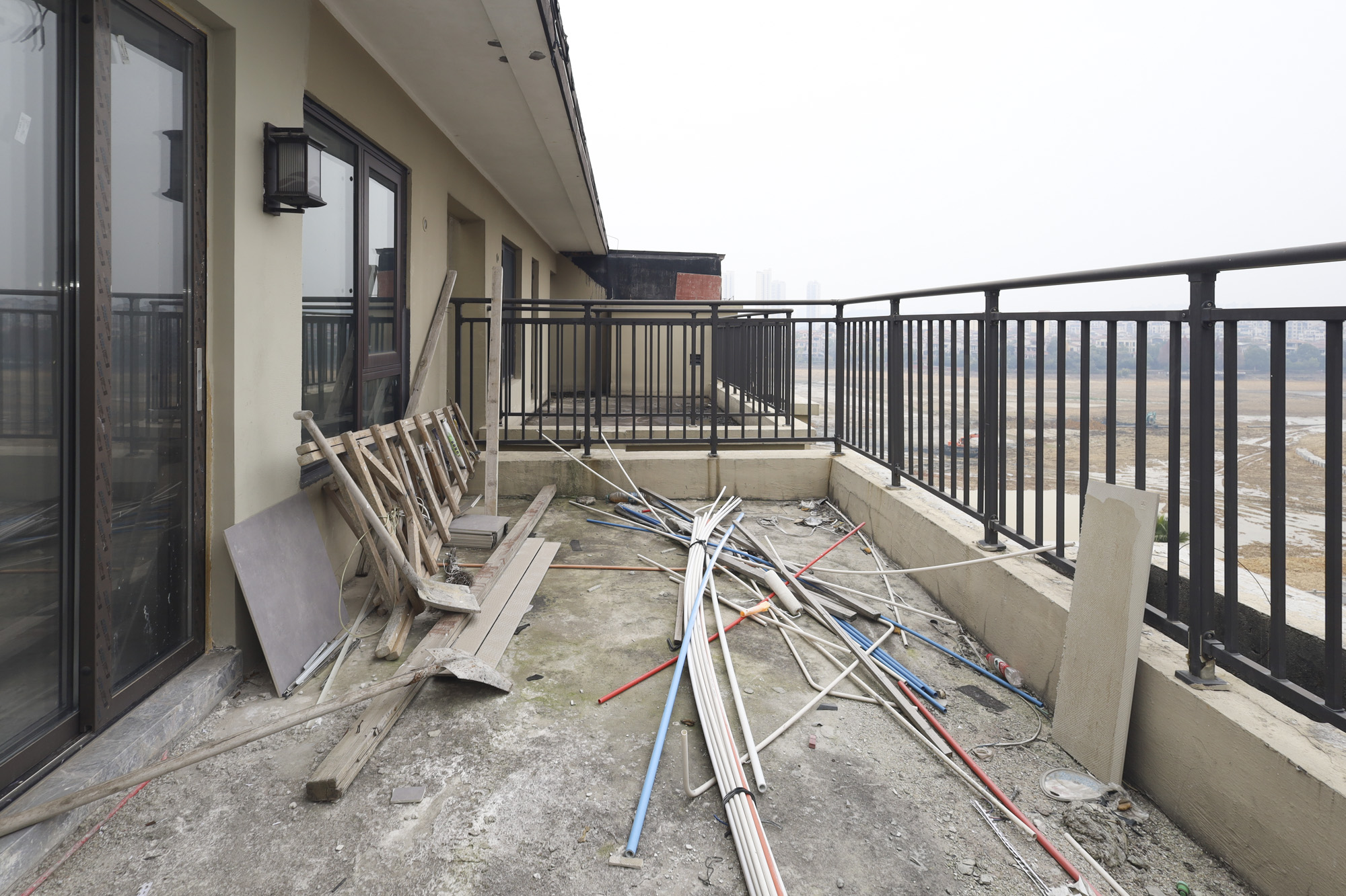 金辉优步湖畔 4室2厅2卫 218.0万 金辉优步湖畔 4室2厅2卫 218.0万其他