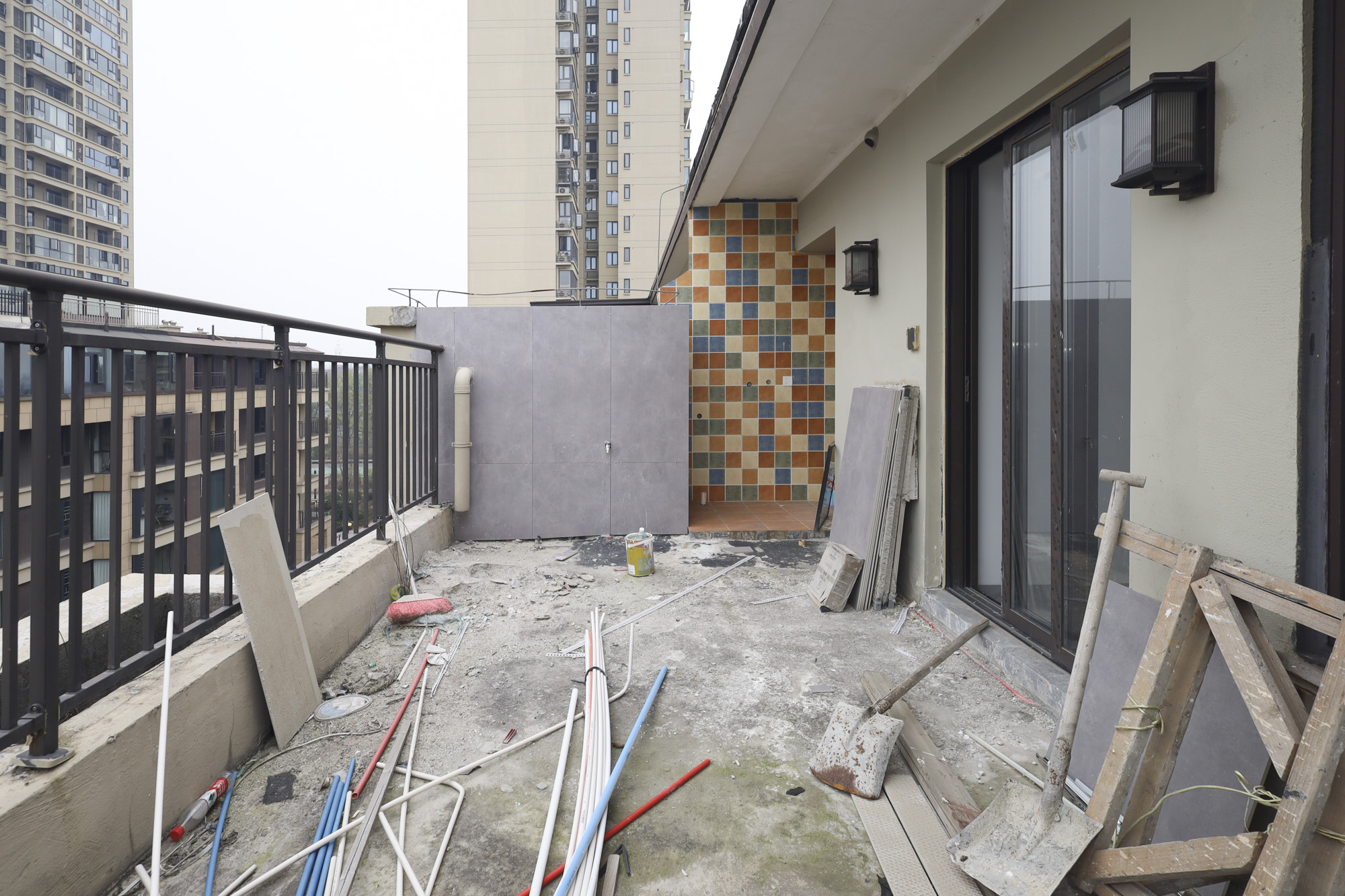 金辉优步湖畔 4室2厅2卫 218.0万 金辉优步湖畔 4室2厅2卫 218.0万其他