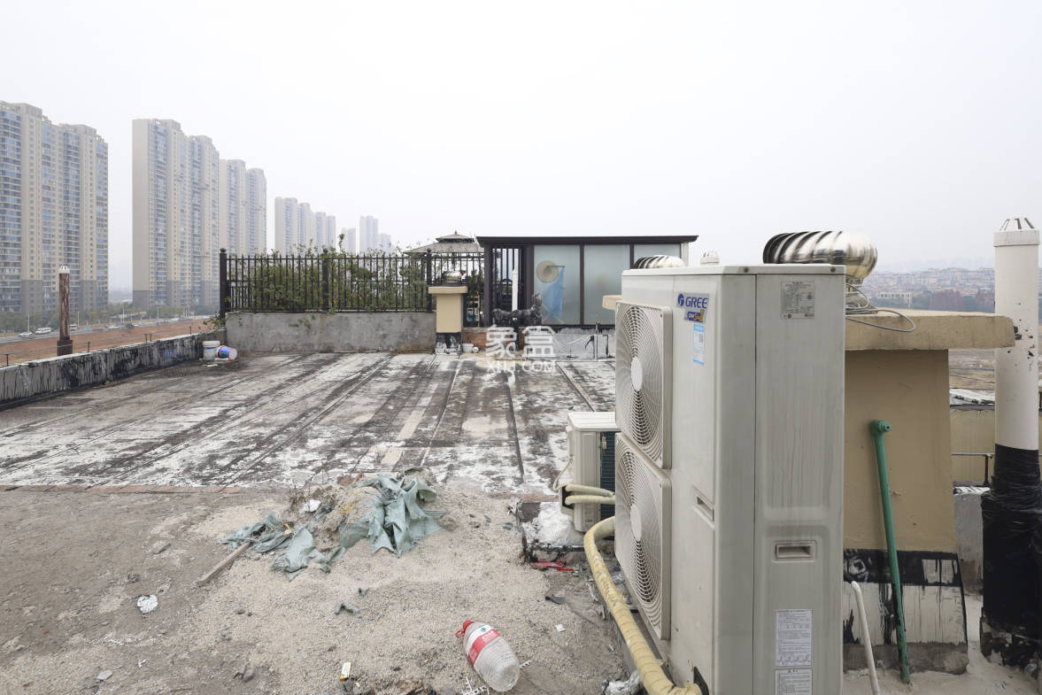 金辉优步湖畔 4室2厅2卫 218.0万 金辉优步湖畔 4室2厅2卫 218.0万其他