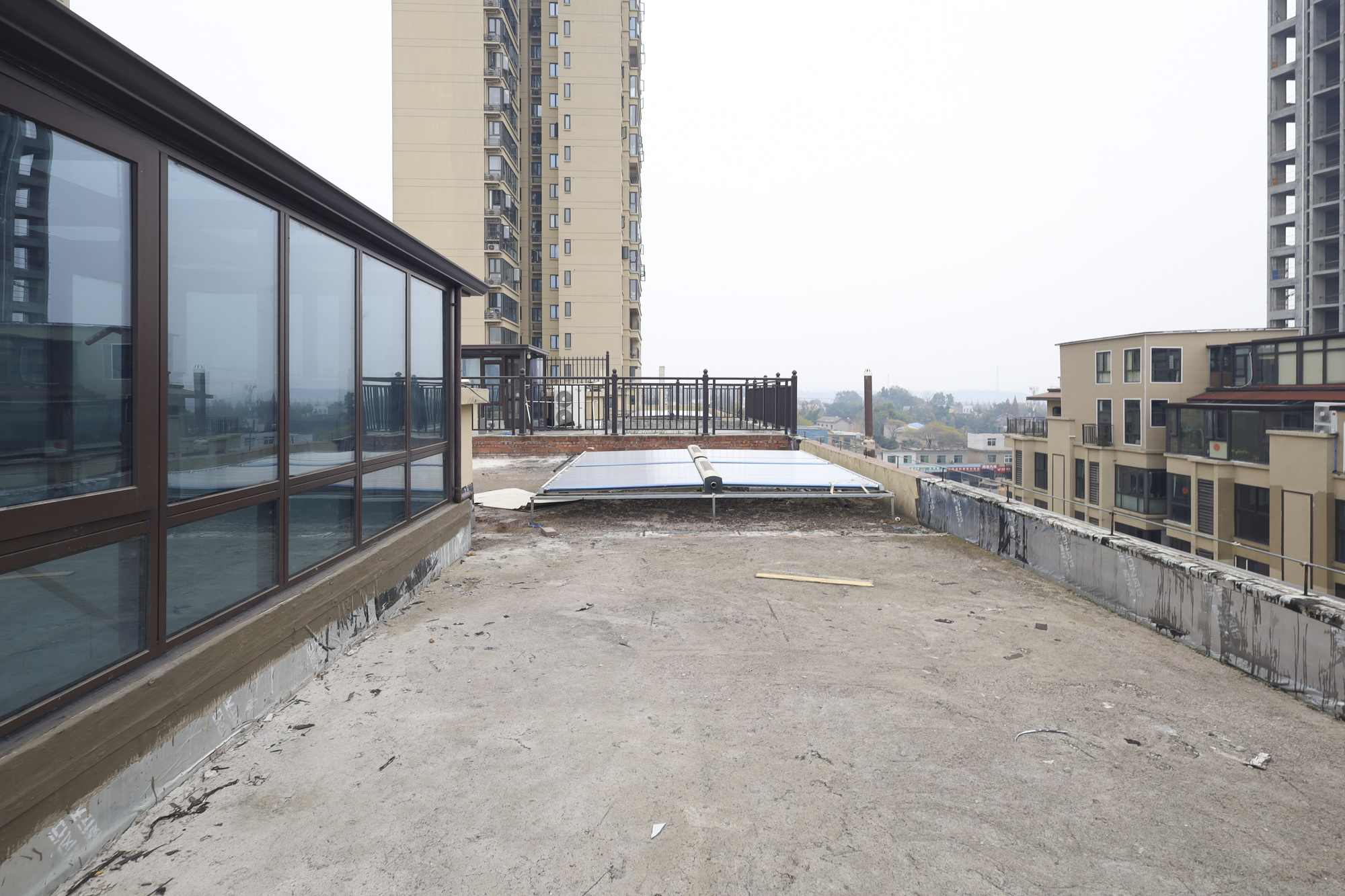 金辉优步湖畔 4室2厅2卫 218.0万 金辉优步湖畔 4室2厅2卫 218.0万其他