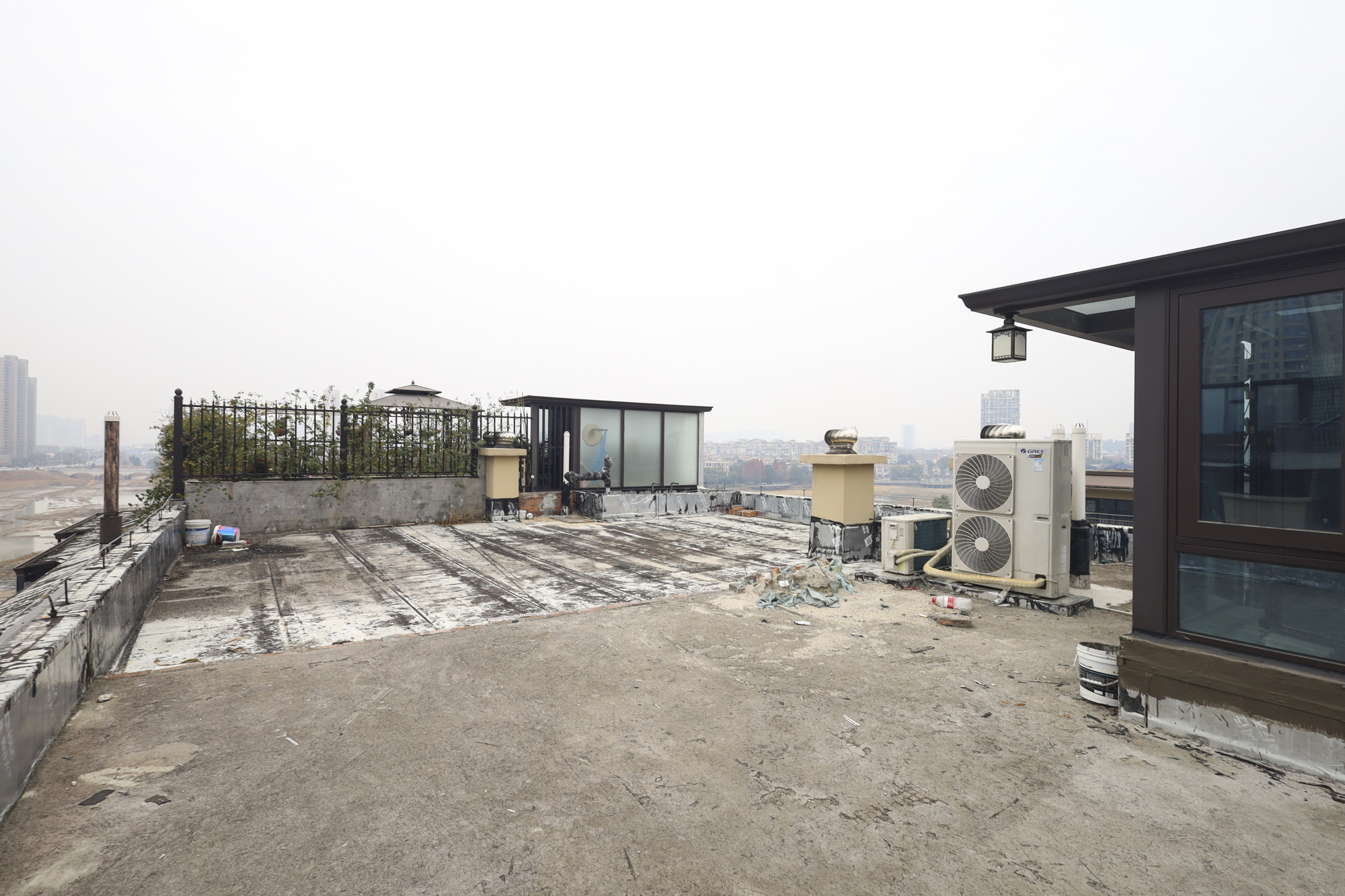 金辉优步湖畔 4室2厅2卫 218.0万 金辉优步湖畔 4室2厅2卫 218.0万其他