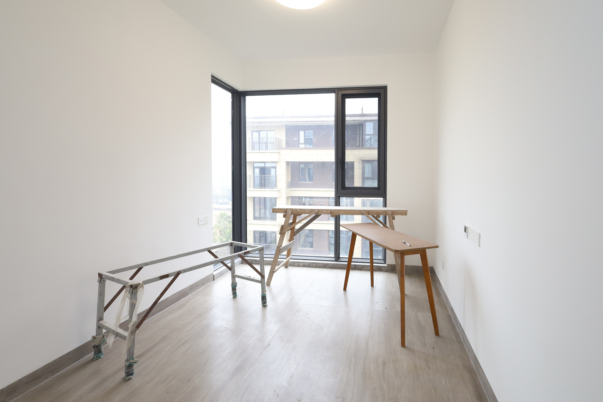 金辉优步湖畔 4室2厅2卫 218.0万 金辉优步湖畔 4室2厅2卫 218.0万卧室