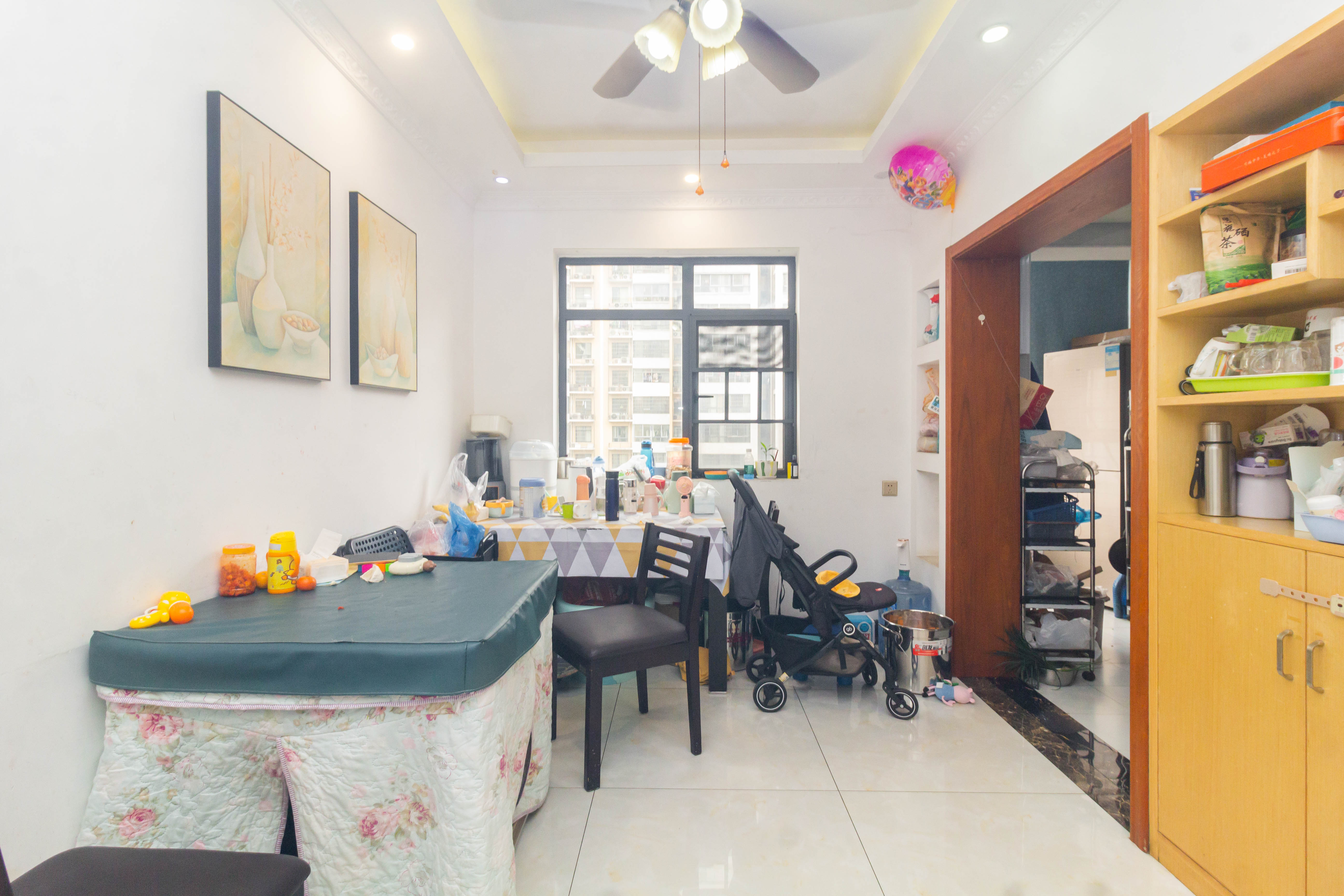 中国铁建国际城二期 3室2厅1卫 68.0万 中国铁建国际城二期 3室2厅1卫 68.0万客厅