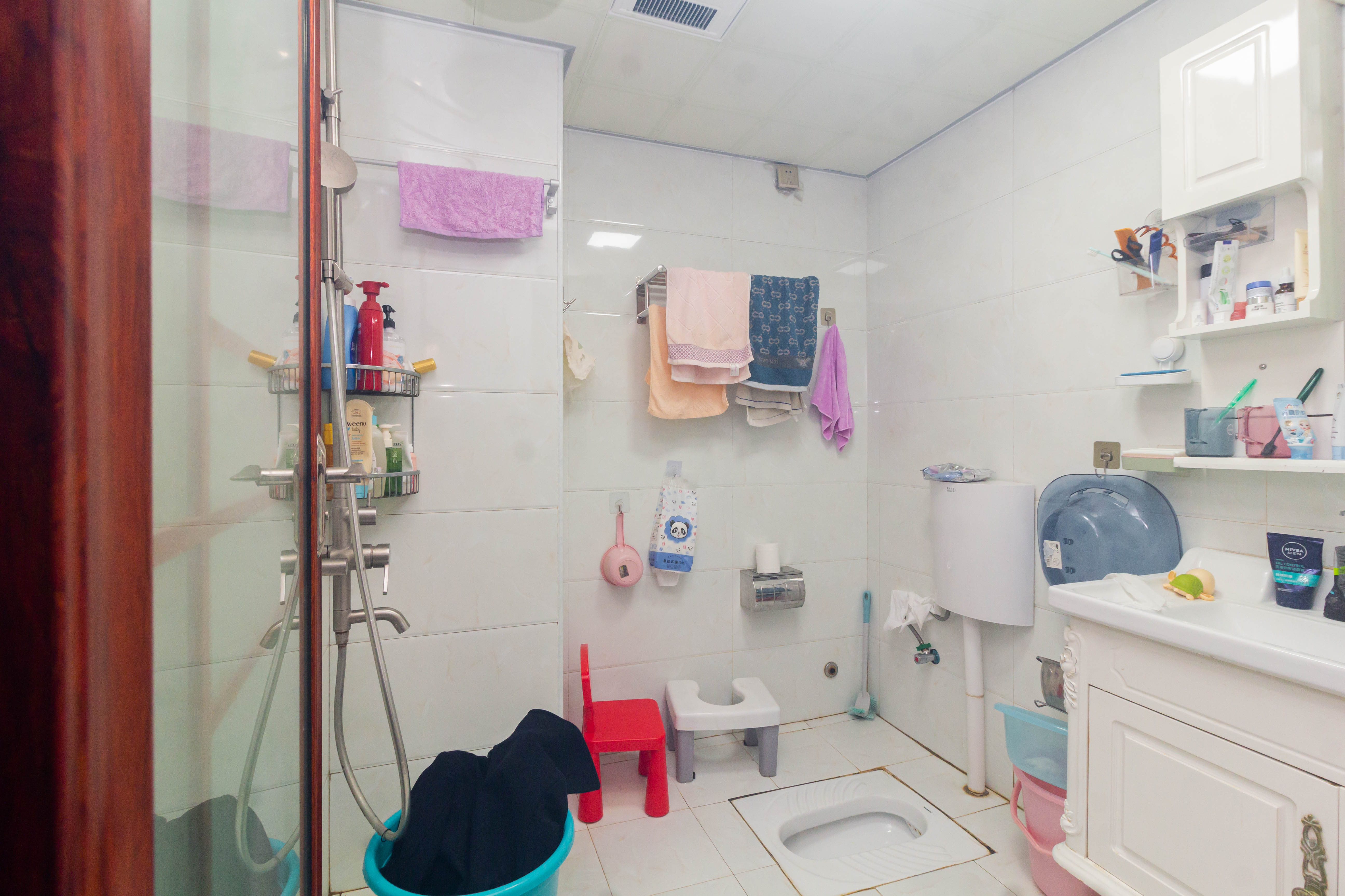 中国铁建国际城二期 3室2厅1卫 68.0万 中国铁建国际城二期 3室2厅1卫 68.0万卫生间