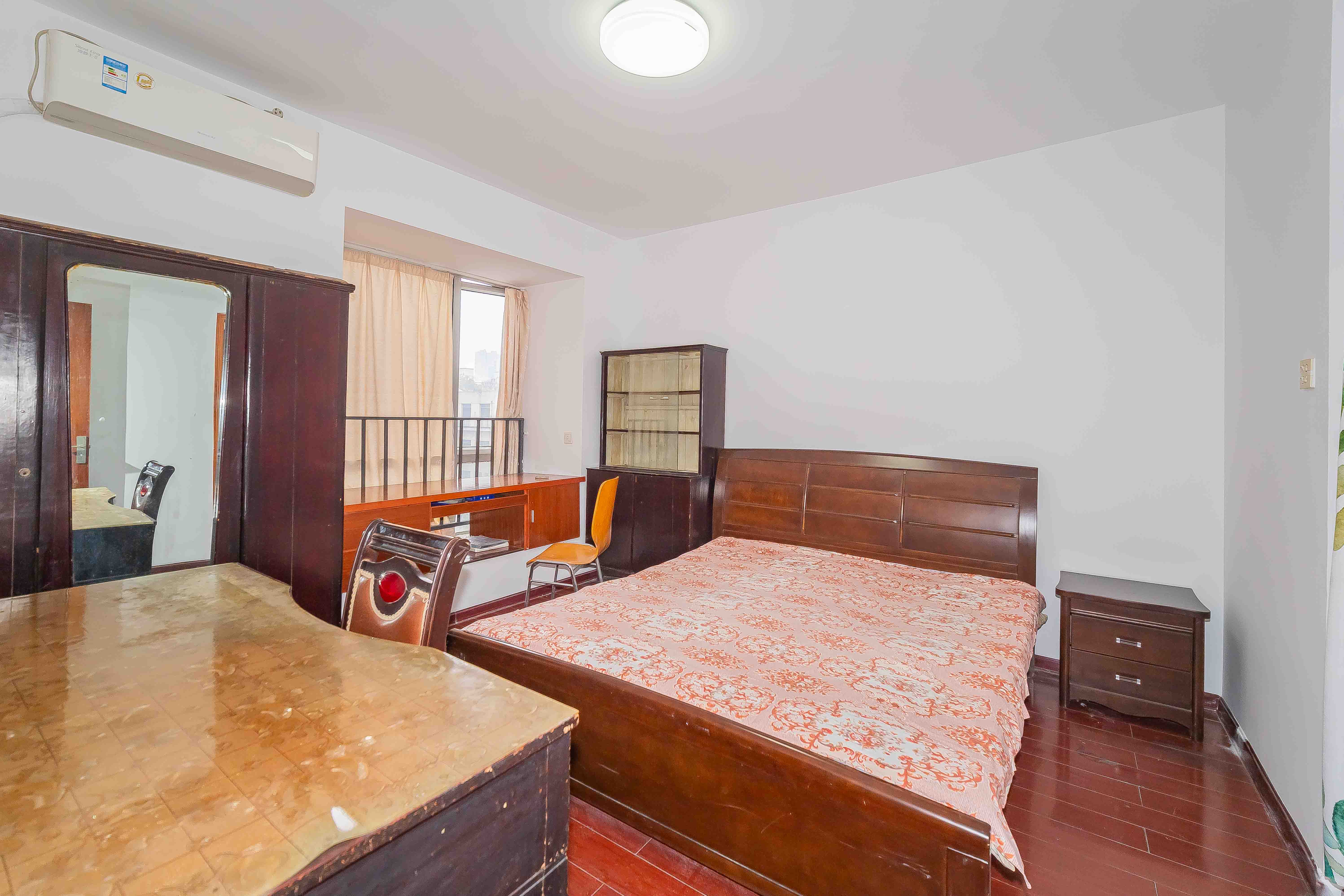 凯通国际城(凯通朝庭) 3室2厅2卫 98.0万 凯通国际城(凯通朝庭) 3室2厅2卫 98.0万卧室