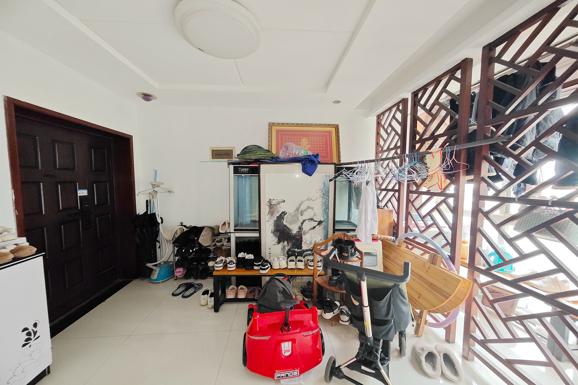 格蓝康都  3室2厅2卫    92.8万 格蓝康都  3室2厅2卫    92.8万客厅