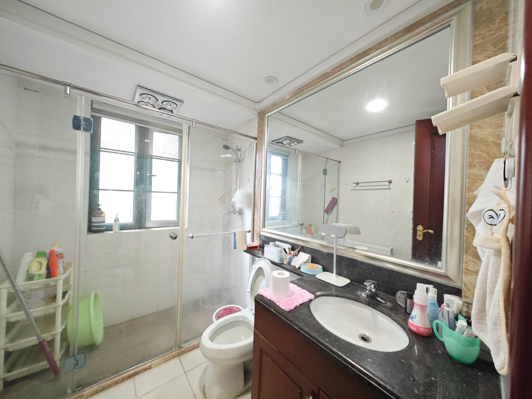 恒大城 4室2厅2卫 108.0万 恒大城 4室2厅2卫 108.0万卫生间