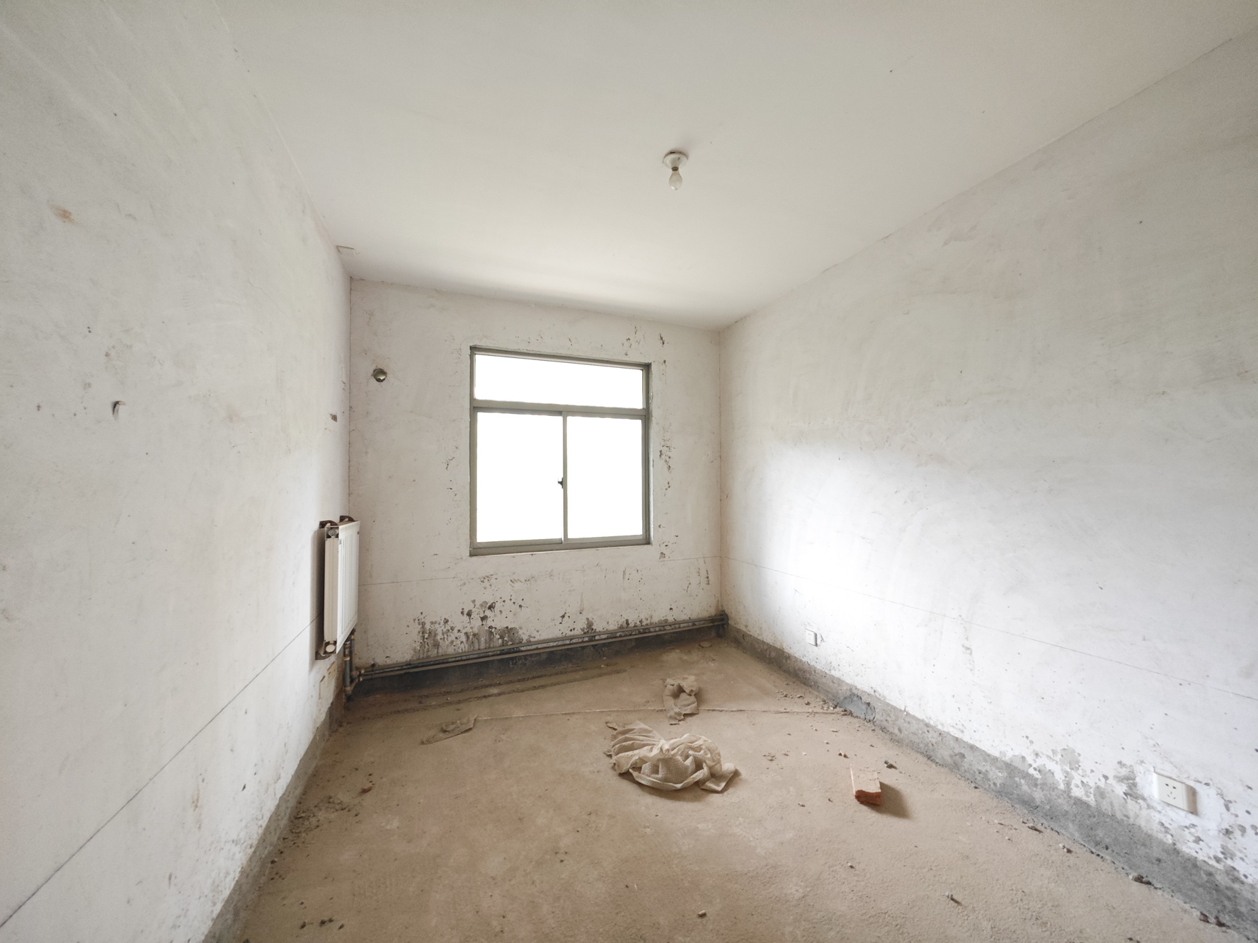 金质嘉苑 3室2厅2卫 88.0万 金质嘉苑 3室2厅2卫 88.0万卧室