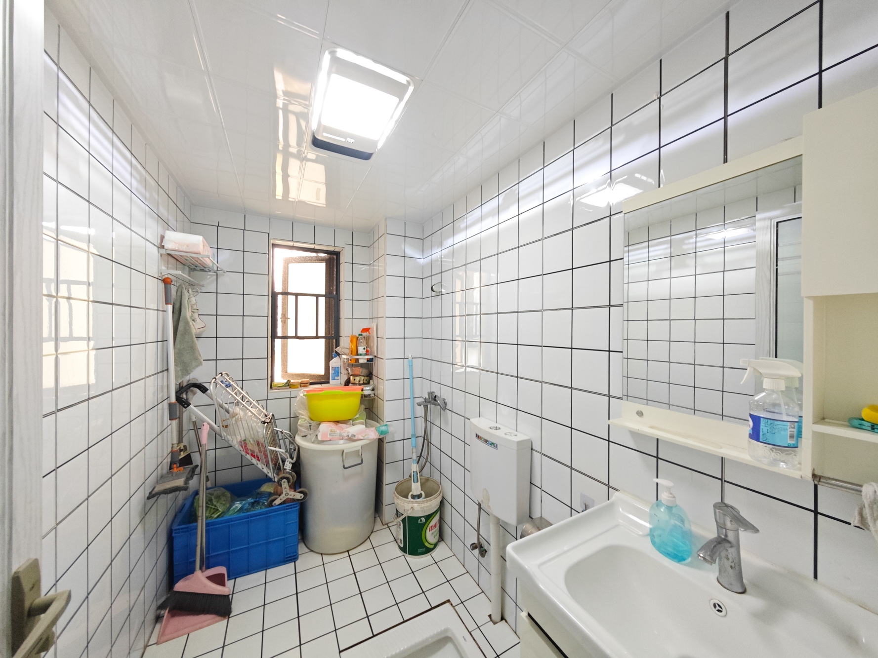 中建嘉和城  3室2厅1卫   80.00万卫生间
