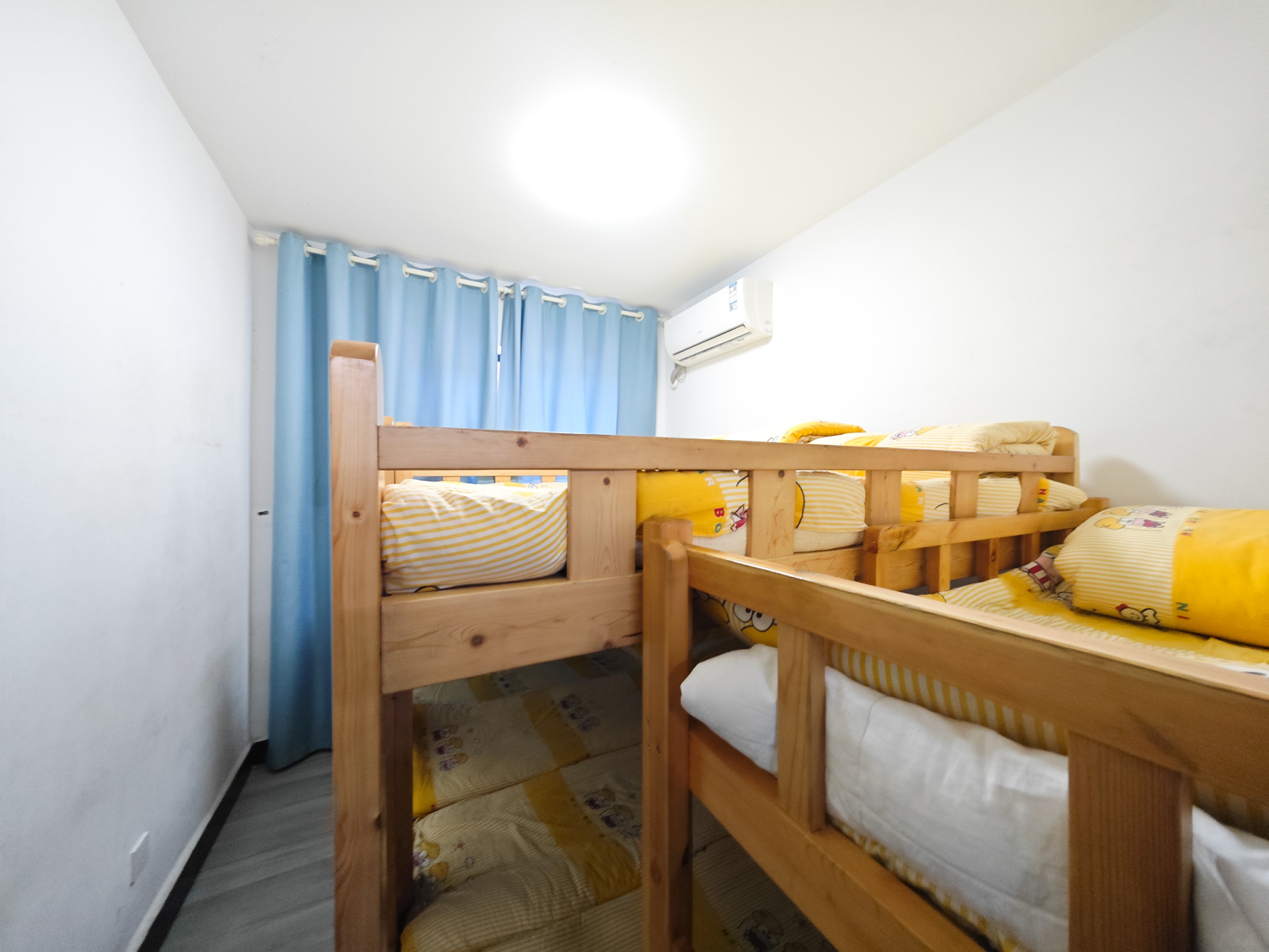 中建嘉和城  3室2厅1卫   80.00万卧室