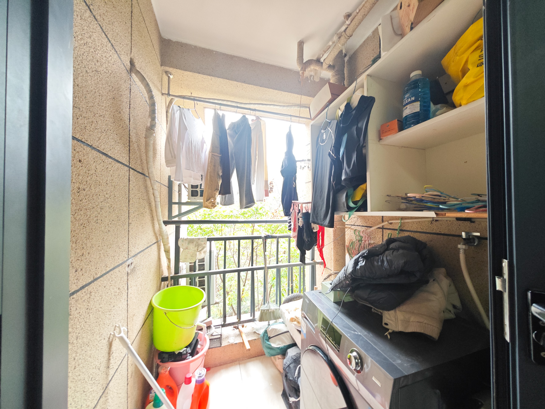 保利城(中航城国际社区、郡原美村) 2室2厅1卫 56.0万 保利城(中航城国际社区、郡原美村) 2室2厅1卫 56.0万阳台