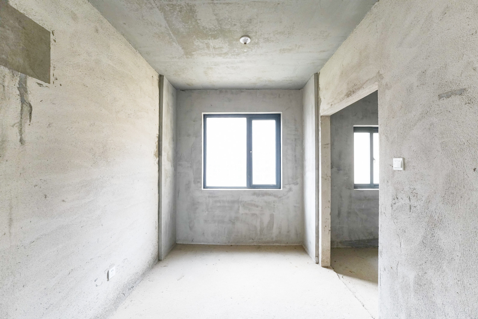 中建嘉和城  4室2厅1卫   115.00万客厅