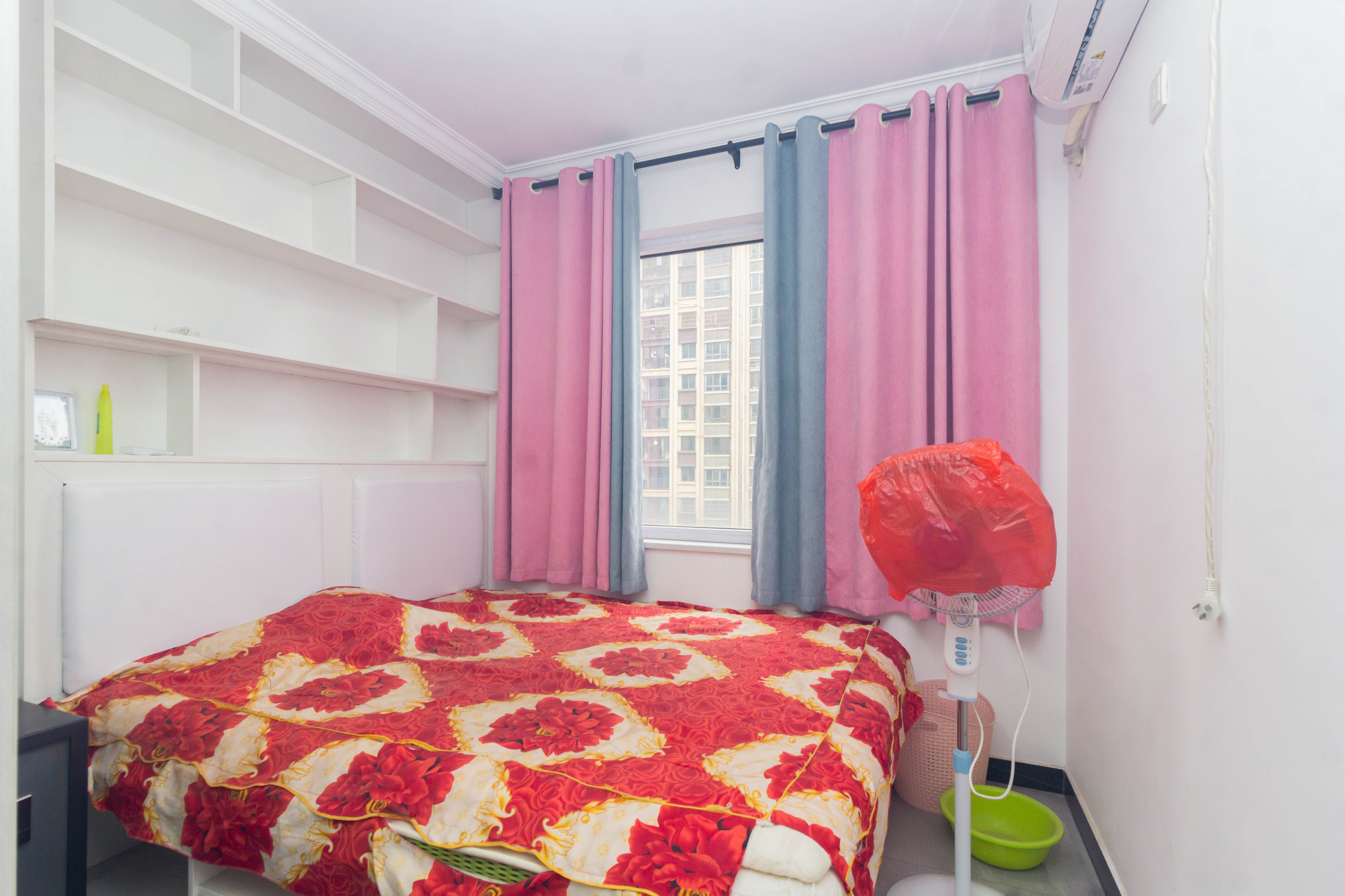 东方美地 3室2厅2卫 96.8万 东方美地 3室2厅2卫 96.8万卧室