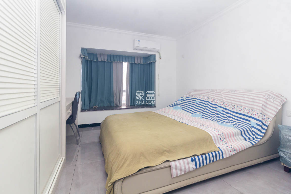 东方美地 3室2厅2卫 96.8万 东方美地 3室2厅2卫 96.8万卧室